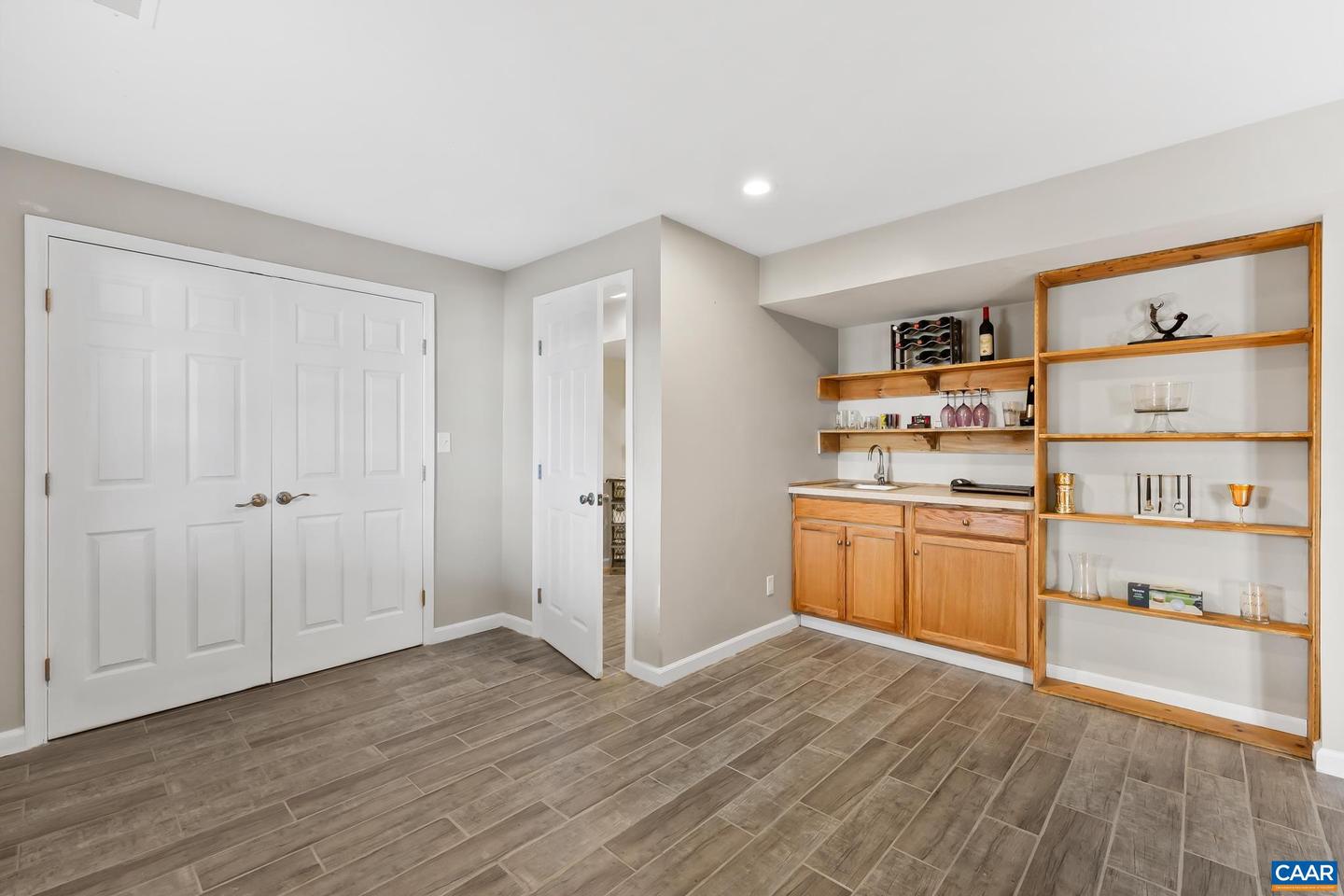 1915 VIA FLORENCE, CHARLOTTESVILLE, Virginia 22911, 5 Bedrooms Bedrooms, ,3 BathroomsBathrooms,Residential,For sale,1915 VIA FLORENCE,673833 MLS # 673833 1915 VIA FLORENCE, CHARLOTTESVILLE, Virginia 22911, 5 Bedrooms Bedrooms, ,3 BathroomsBathrooms,Residential,For sale,1915 VIA FLORENCE,673833 MLS # 673833