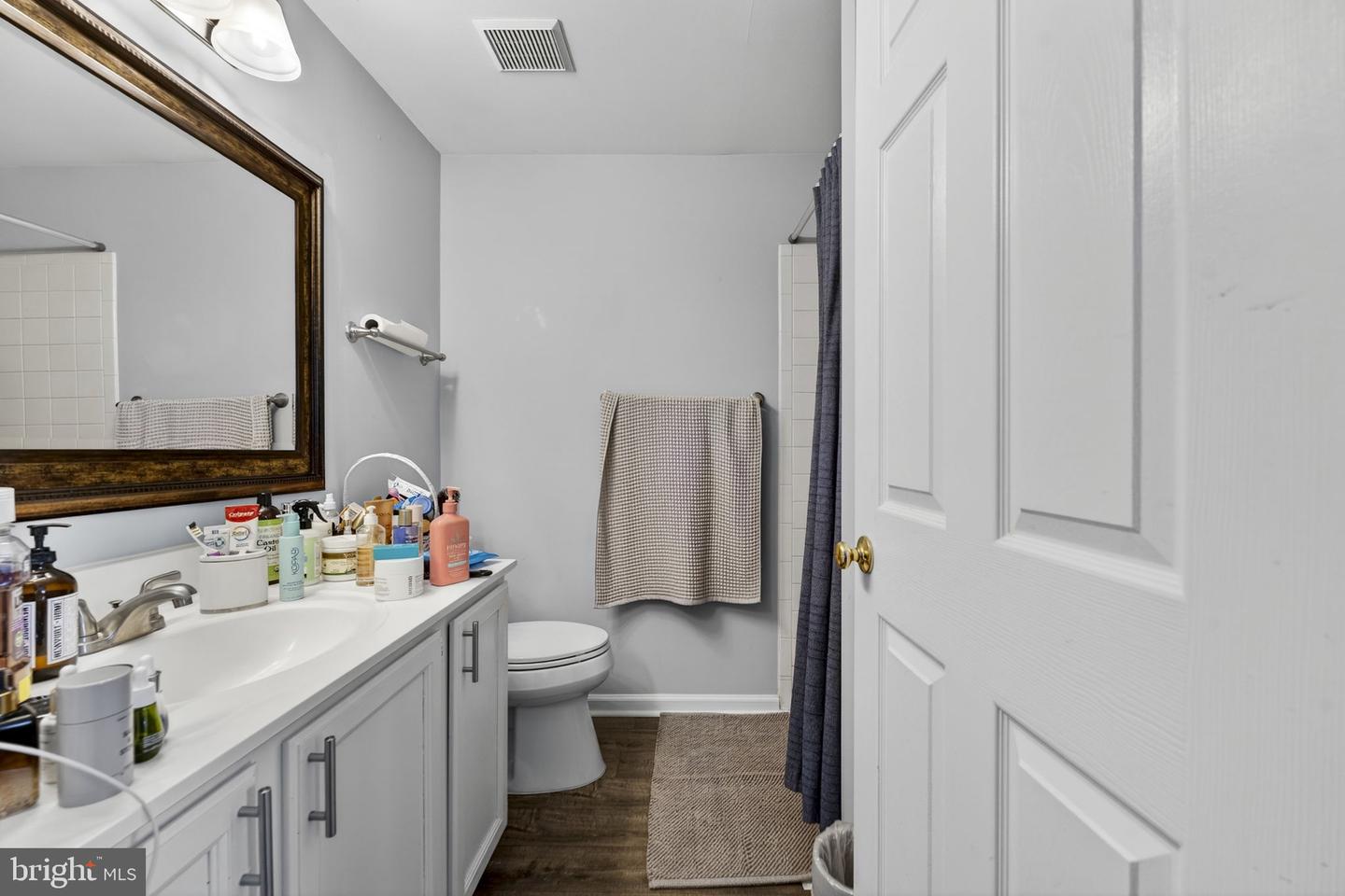 14632 WOODSPRING CT, CENTREVILLE, Virginia 20120, 3 Bedrooms Bedrooms, ,3 BathroomsBathrooms,Residential,For sale,14632 WOODSPRING CT,VAFX2293550 MLS # VAFX2293550