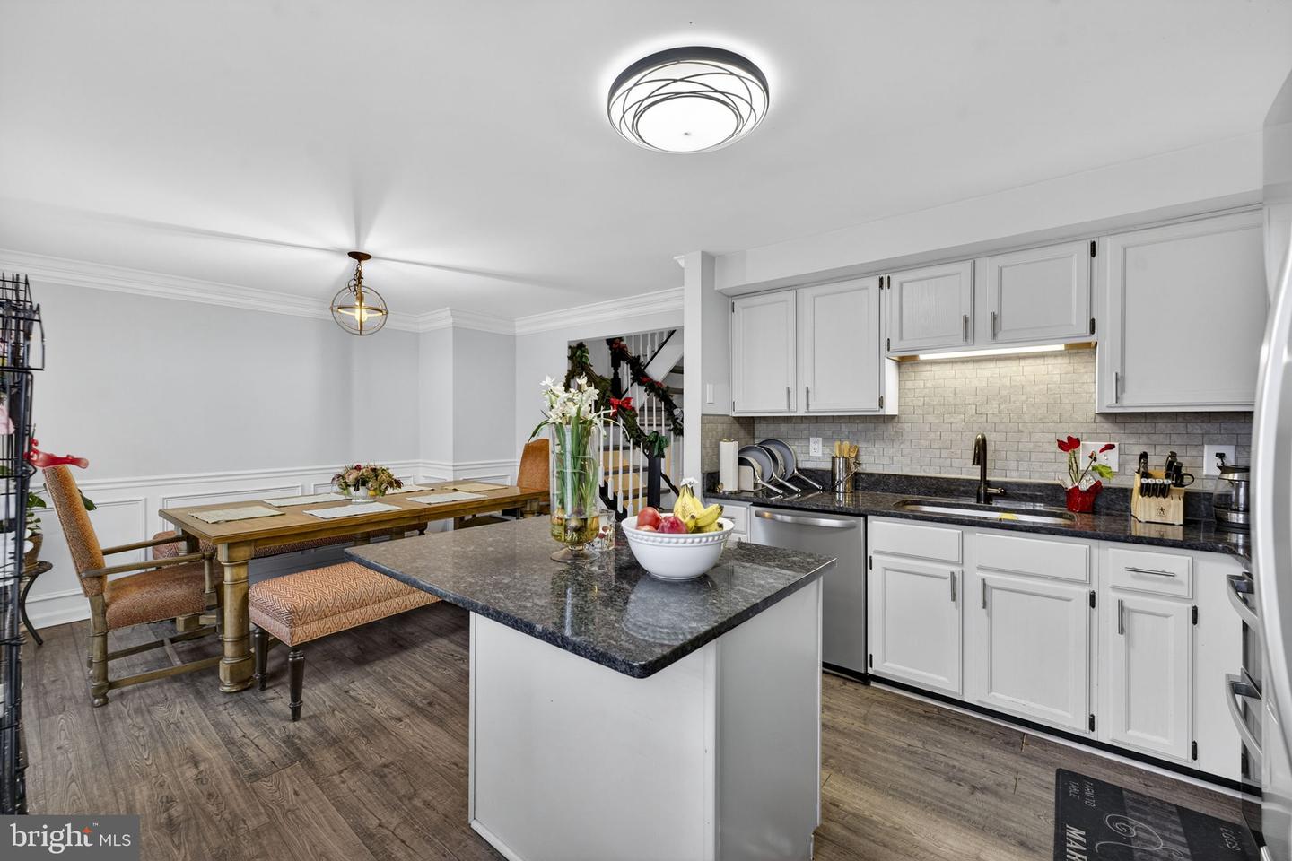 14632 WOODSPRING CT, CENTREVILLE, Virginia 20120, 3 Bedrooms Bedrooms, ,3 BathroomsBathrooms,Residential,For sale,14632 WOODSPRING CT,VAFX2293550 MLS # VAFX2293550