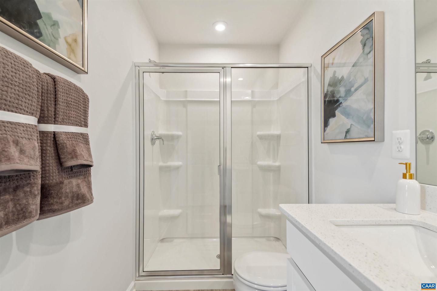 19 GRAYSON VILLAGE DR, BARBOURSVILLE, Virginia 22923, 3 Bedrooms Bedrooms, ,2 BathroomsBathrooms,Residential,For sale,19 GRAYSON VILLAGE DR,673836 MLS # 673836