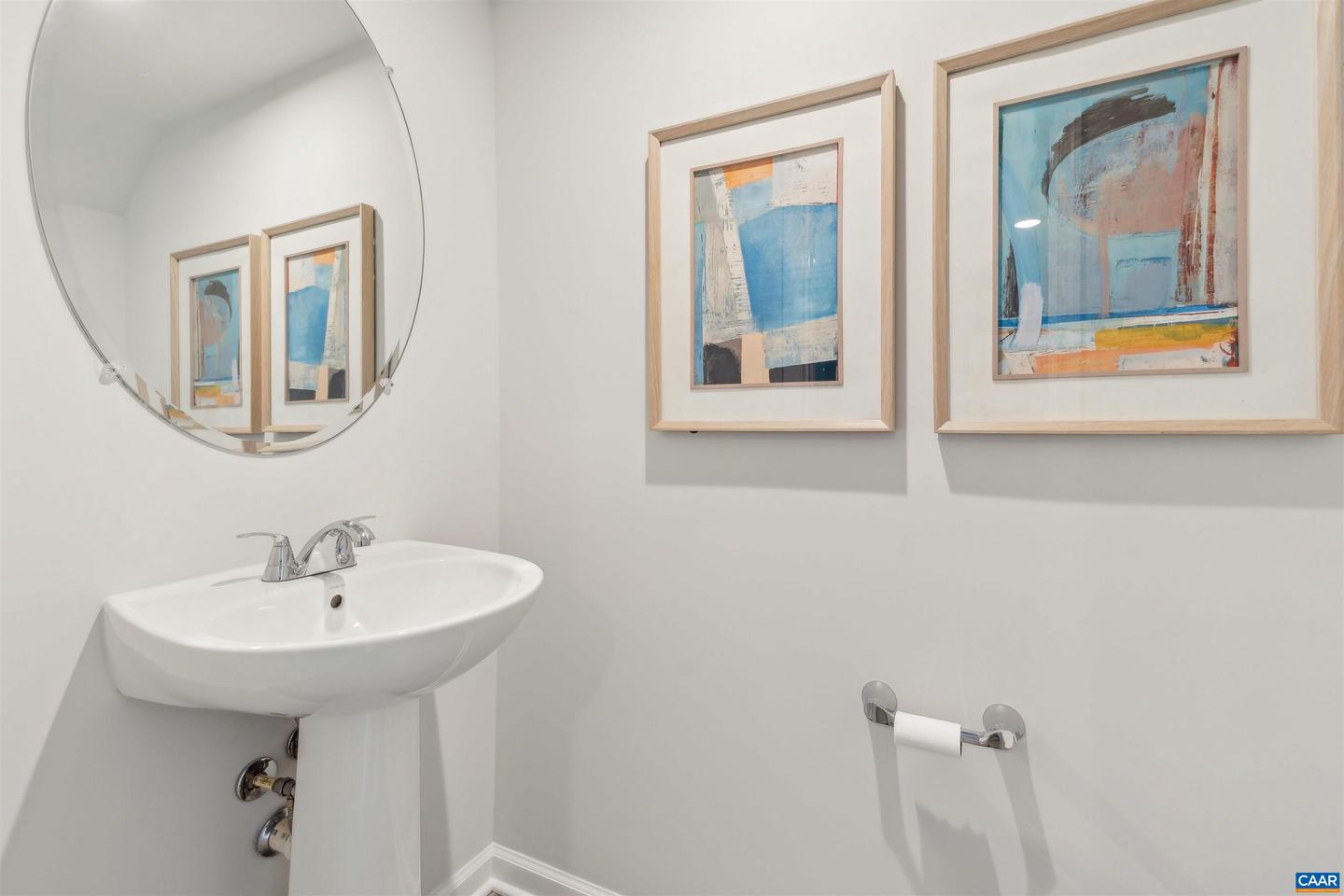 19 GRAYSON VILLAGE DR, BARBOURSVILLE, Virginia 22923, 3 Bedrooms Bedrooms, ,2 BathroomsBathrooms,Residential,For sale,19 GRAYSON VILLAGE DR,673836 MLS # 673836