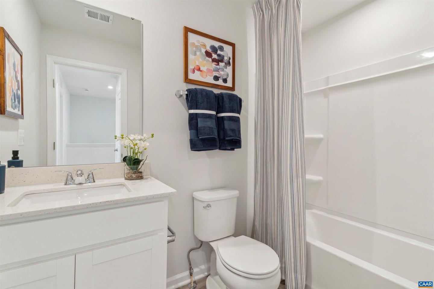 19 GRAYSON VILLAGE DR, BARBOURSVILLE, Virginia 22923, 3 Bedrooms Bedrooms, ,2 BathroomsBathrooms,Residential,For sale,19 GRAYSON VILLAGE DR,673836 MLS # 673836