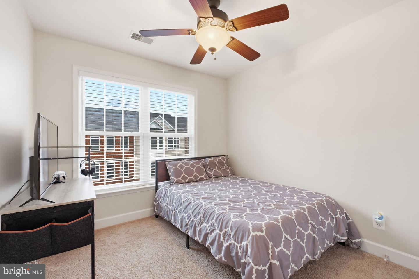 14671 CROSSFIELD WAY, WOODBRIDGE, Virginia 22191, 3 Bedrooms Bedrooms, ,2 BathroomsBathrooms,Residential,For sale,14671 CROSSFIELD WAY,VAPW2113586 MLS # VAPW2113586