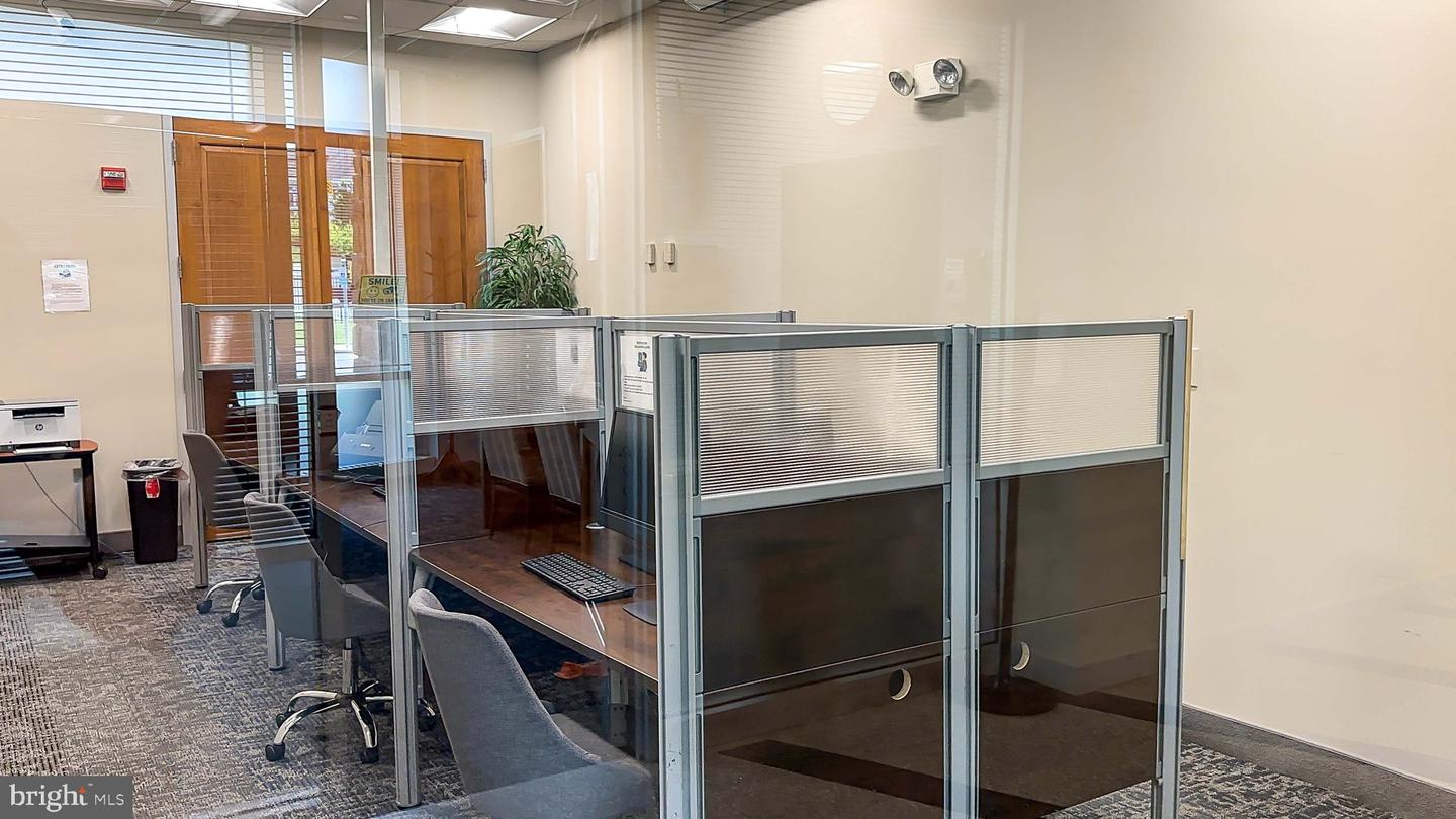 14671 CROSSFIELD WAY, WOODBRIDGE, Virginia 22191, 3 Bedrooms Bedrooms, ,2 BathroomsBathrooms,Residential,For sale,14671 CROSSFIELD WAY,VAPW2113586 MLS # VAPW2113586