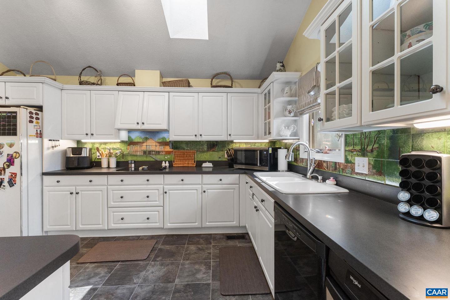 669 JAMES RIVER RD, SCOTTSVILLE, Virginia 24590, 4 Bedrooms Bedrooms, ,3 BathroomsBathrooms,Residential,For sale,669 JAMES RIVER RD,673842 MLS # 673842 669 JAMES RIVER RD, SCOTTSVILLE, Virginia 24590, 4 Bedrooms Bedrooms, ,3 BathroomsBathrooms,Residential,For sale,669 JAMES RIVER RD,673842 MLS # 673842