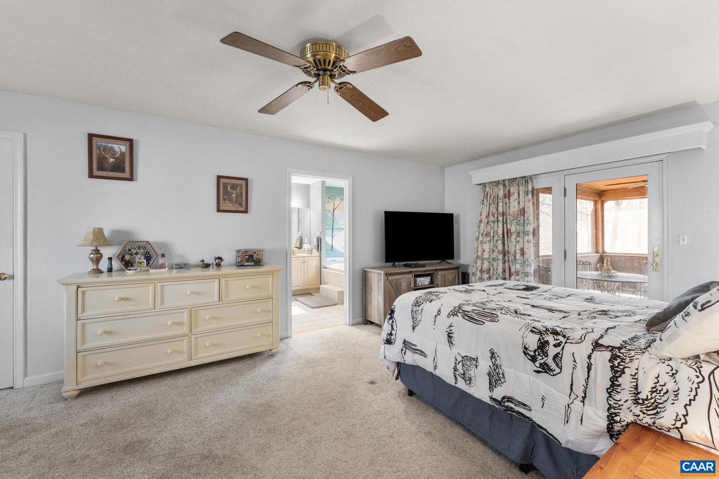 669 JAMES RIVER RD, SCOTTSVILLE, Virginia 24590, 4 Bedrooms Bedrooms, ,3 BathroomsBathrooms,Residential,For sale,669 JAMES RIVER RD,673842 MLS # 673842 669 JAMES RIVER RD, SCOTTSVILLE, Virginia 24590, 4 Bedrooms Bedrooms, ,3 BathroomsBathrooms,Residential,For sale,669 JAMES RIVER RD,673842 MLS # 673842