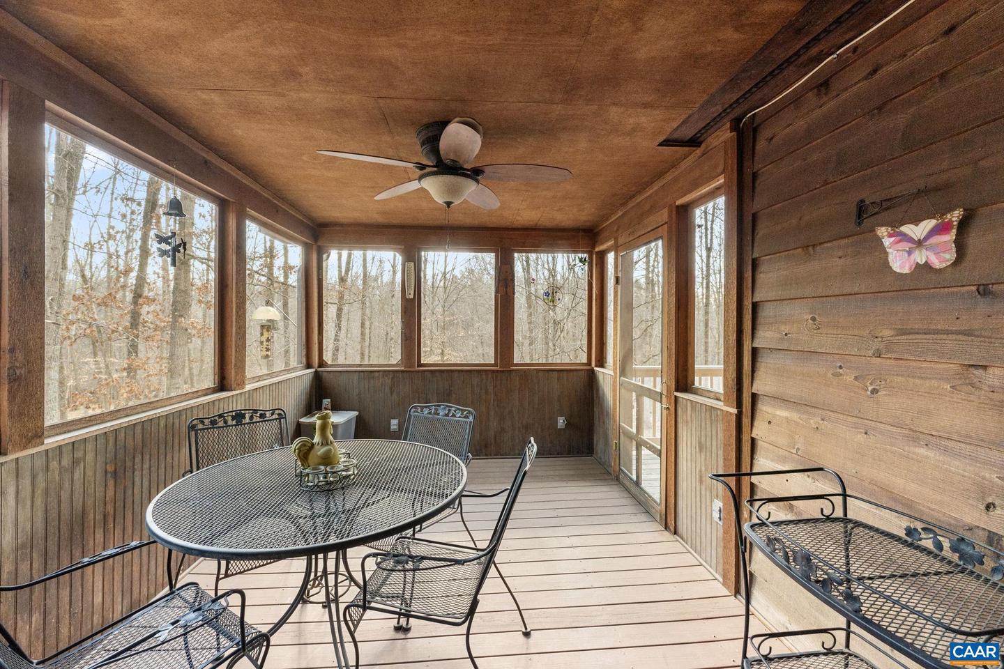 669 JAMES RIVER RD, SCOTTSVILLE, Virginia 24590, 4 Bedrooms Bedrooms, ,3 BathroomsBathrooms,Residential,For sale,669 JAMES RIVER RD,673842 MLS # 673842 669 JAMES RIVER RD, SCOTTSVILLE, Virginia 24590, 4 Bedrooms Bedrooms, ,3 BathroomsBathrooms,Residential,For sale,669 JAMES RIVER RD,673842 MLS # 673842