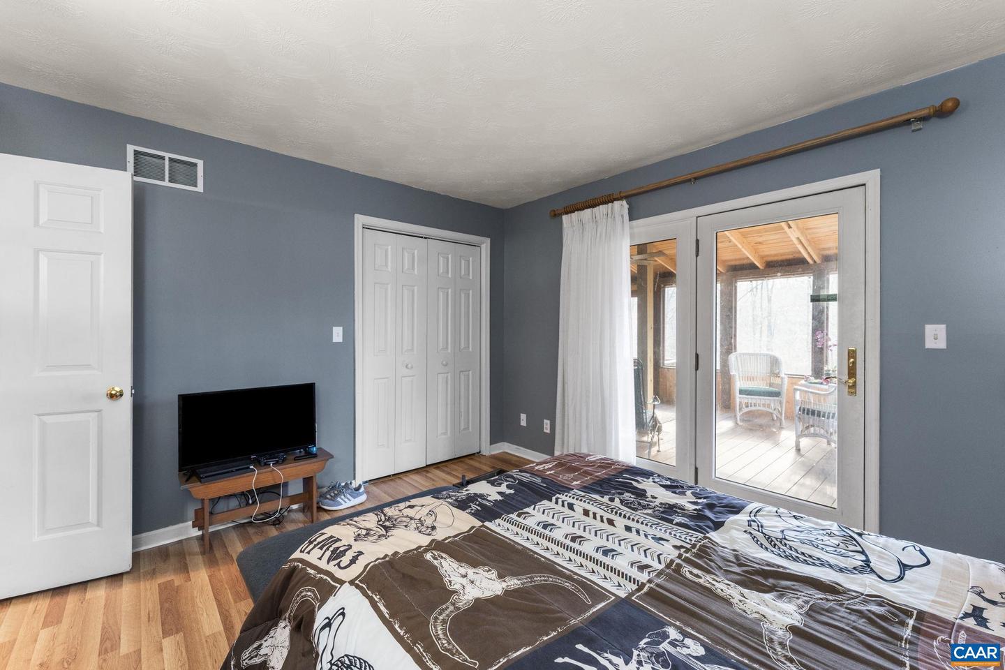 669 JAMES RIVER RD, SCOTTSVILLE, Virginia 24590, 4 Bedrooms Bedrooms, ,3 BathroomsBathrooms,Residential,For sale,669 JAMES RIVER RD,673842 MLS # 673842 669 JAMES RIVER RD, SCOTTSVILLE, Virginia 24590, 4 Bedrooms Bedrooms, ,3 BathroomsBathrooms,Residential,For sale,669 JAMES RIVER RD,673842 MLS # 673842