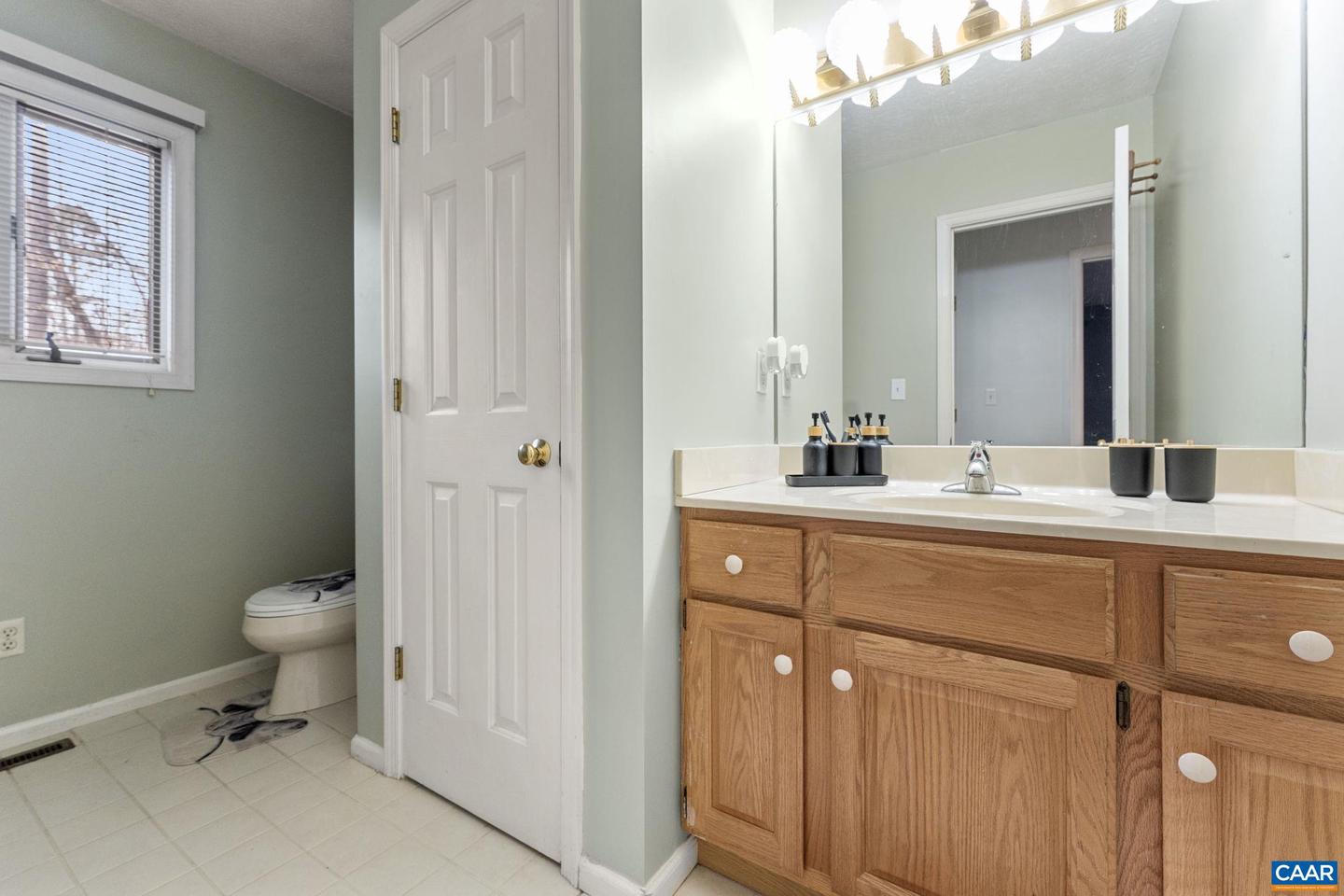 669 JAMES RIVER RD, SCOTTSVILLE, Virginia 24590, 4 Bedrooms Bedrooms, ,3 BathroomsBathrooms,Residential,For sale,669 JAMES RIVER RD,673842 MLS # 673842 669 JAMES RIVER RD, SCOTTSVILLE, Virginia 24590, 4 Bedrooms Bedrooms, ,3 BathroomsBathrooms,Residential,For sale,669 JAMES RIVER RD,673842 MLS # 673842