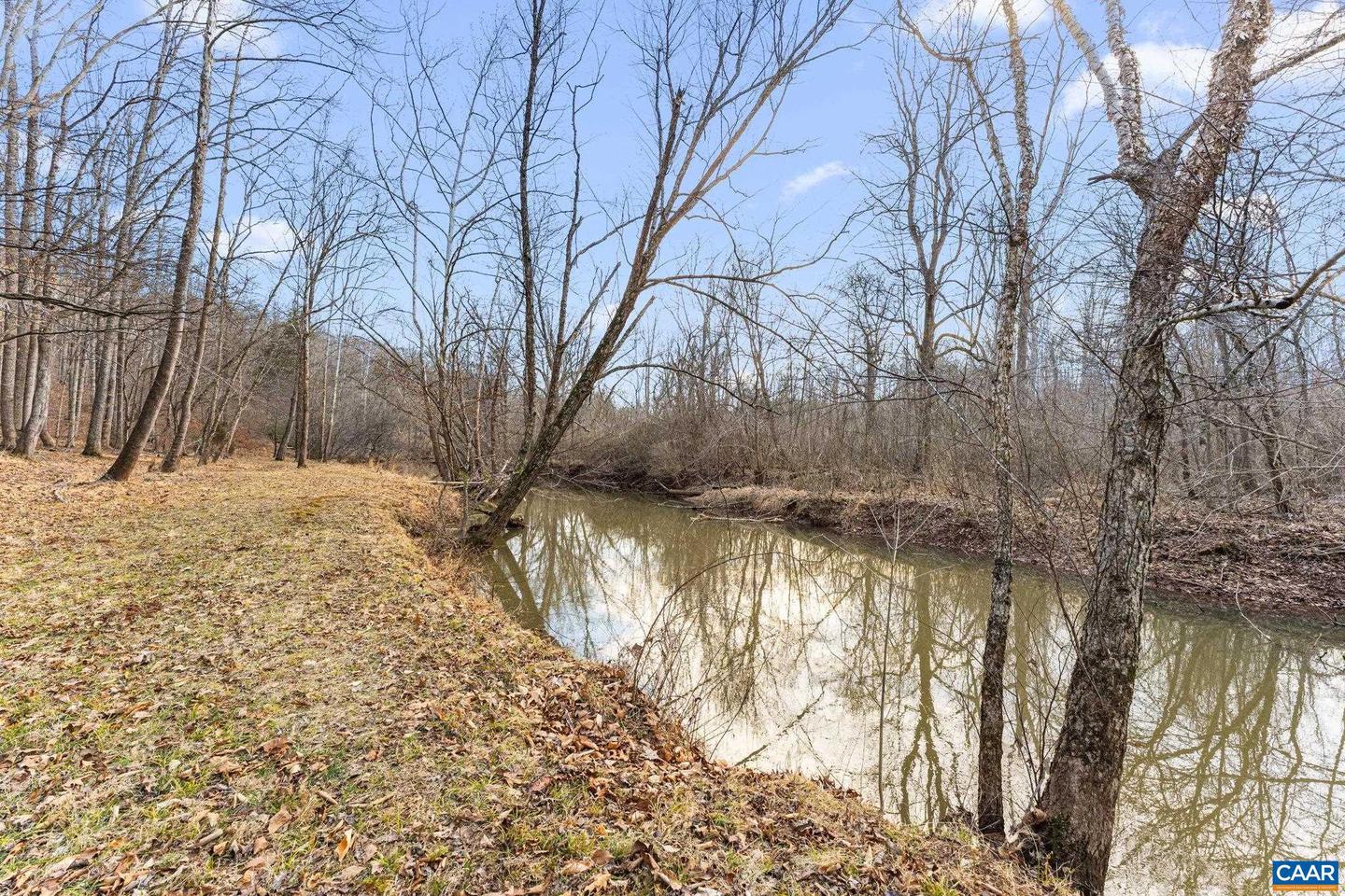 669 JAMES RIVER RD, SCOTTSVILLE, Virginia 24590, 4 Bedrooms Bedrooms, ,3 BathroomsBathrooms,Residential,For sale,669 JAMES RIVER RD,673842 MLS # 673842 669 JAMES RIVER RD, SCOTTSVILLE, Virginia 24590, 4 Bedrooms Bedrooms, ,3 BathroomsBathrooms,Residential,For sale,669 JAMES RIVER RD,673842 MLS # 673842