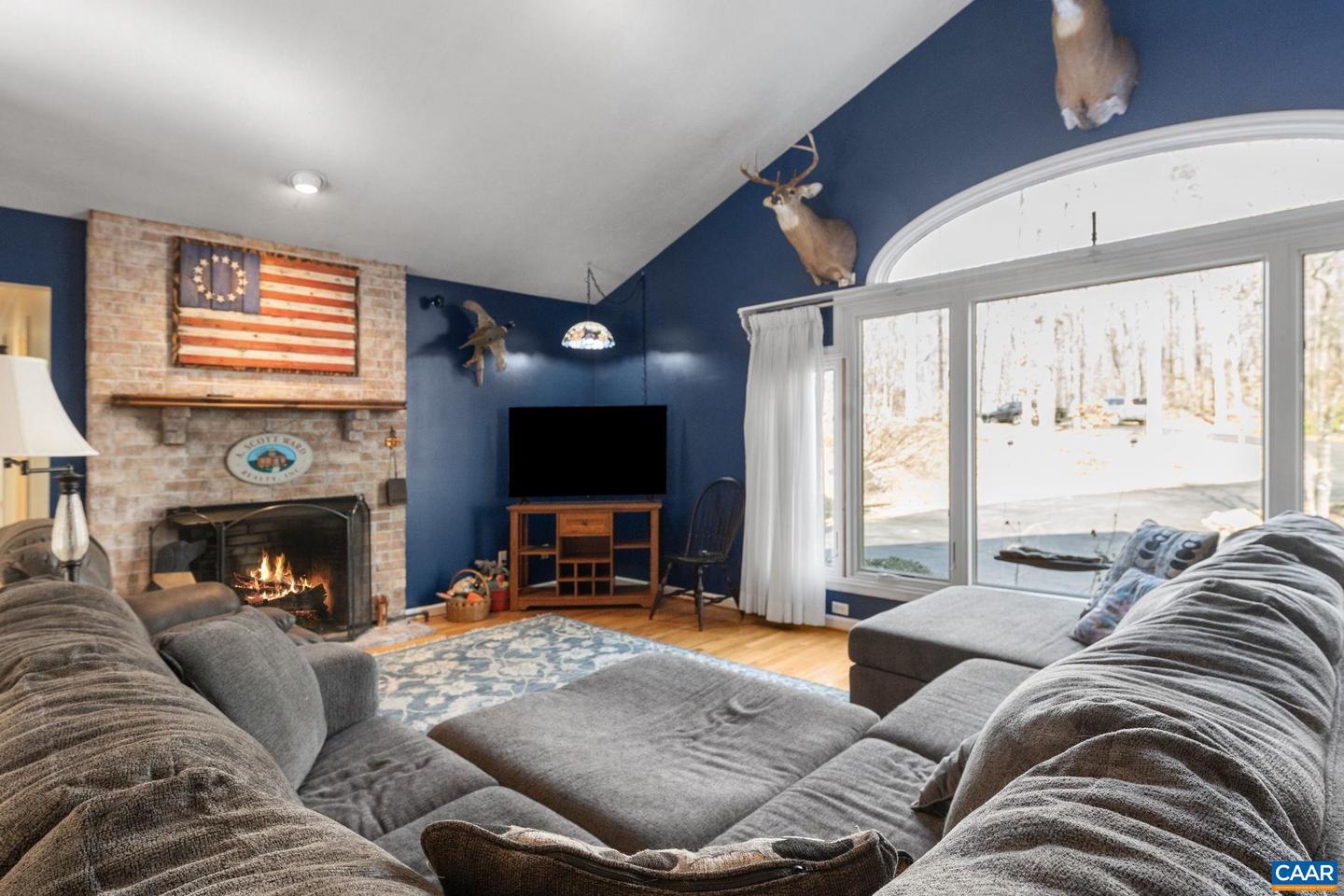 669 JAMES RIVER RD, SCOTTSVILLE, Virginia 24590, 4 Bedrooms Bedrooms, ,3 BathroomsBathrooms,Residential,For sale,669 JAMES RIVER RD,673842 MLS # 673842 669 JAMES RIVER RD, SCOTTSVILLE, Virginia 24590, 4 Bedrooms Bedrooms, ,3 BathroomsBathrooms,Residential,For sale,669 JAMES RIVER RD,673842 MLS # 673842