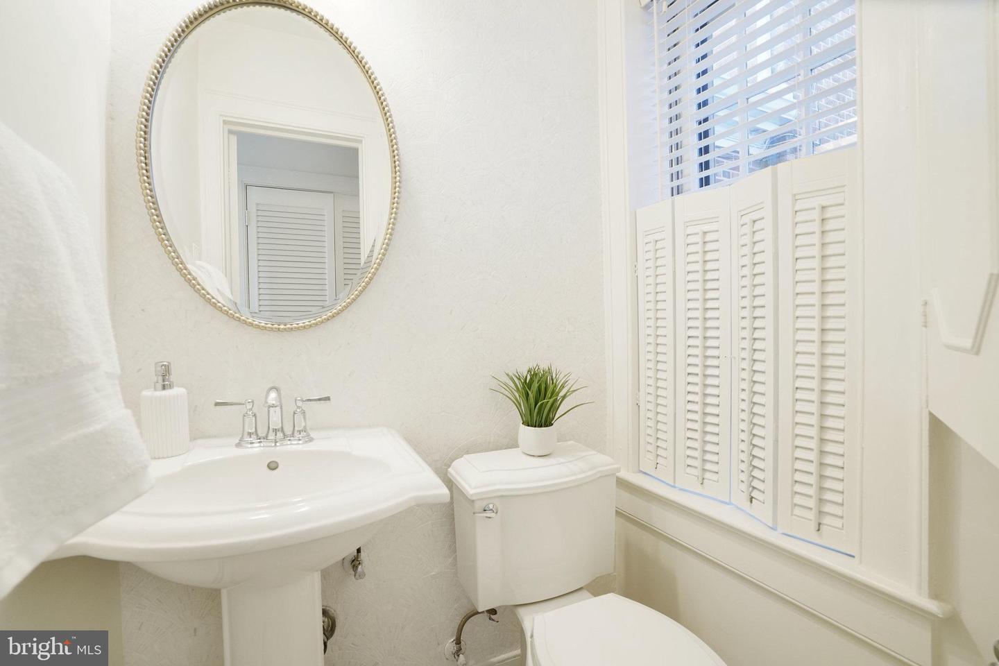 625 S SAINT ASAPH ST, ALEXANDRIA, Virginia 22314, 3 Bedrooms Bedrooms, ,2 BathroomsBathrooms,Residential,For sale,625 S SAINT ASAPH ST,VAAX2054672 MLS # VAAX2054672