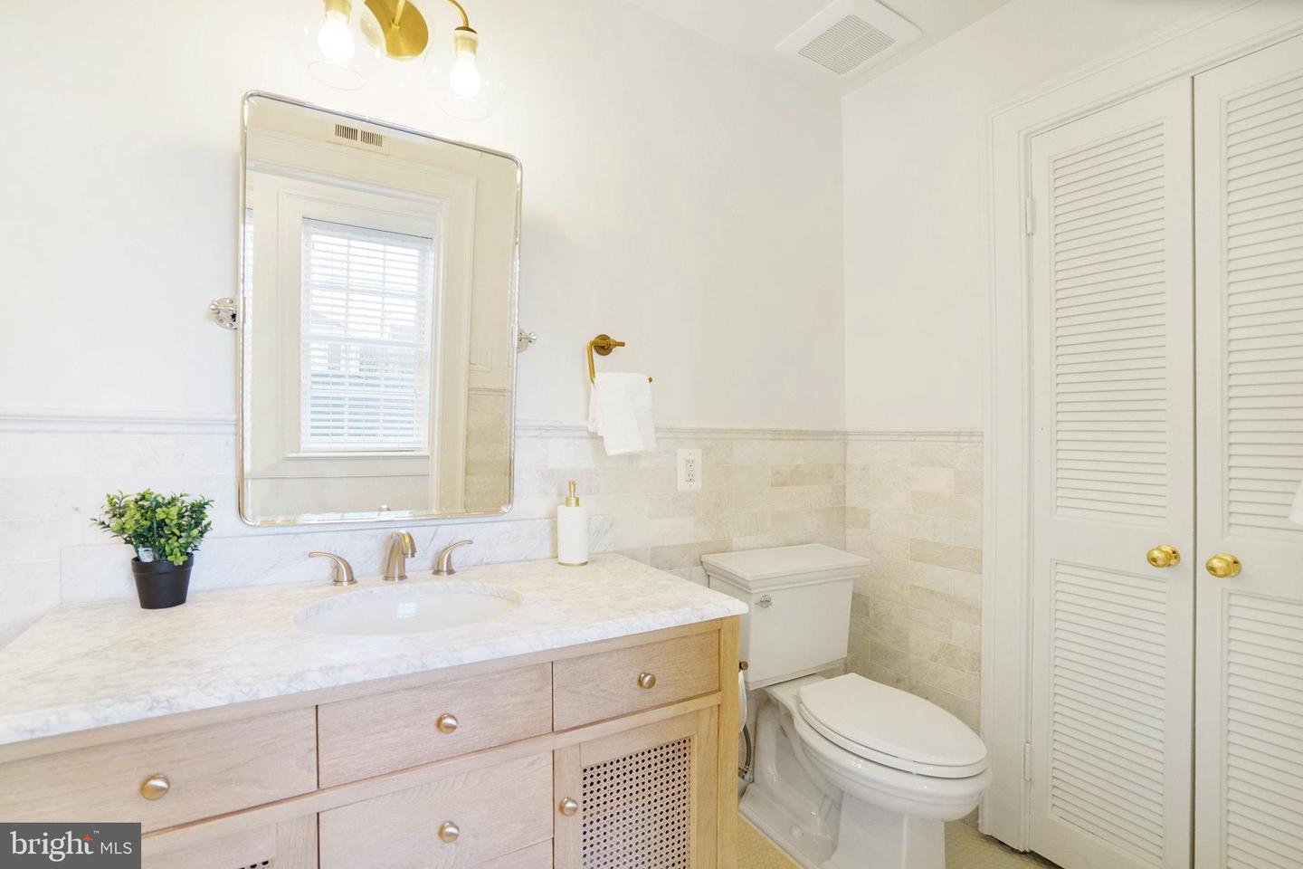 625 S SAINT ASAPH ST, ALEXANDRIA, Virginia 22314, 3 Bedrooms Bedrooms, ,2 BathroomsBathrooms,Residential,For sale,625 S SAINT ASAPH ST,VAAX2054672 MLS # VAAX2054672