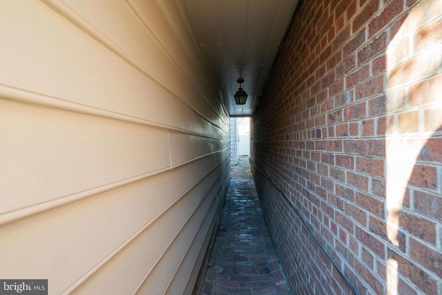 625 S SAINT ASAPH ST, ALEXANDRIA, Virginia 22314, 3 Bedrooms Bedrooms, ,2 BathroomsBathrooms,Residential,For sale,625 S SAINT ASAPH ST,VAAX2054672 MLS # VAAX2054672