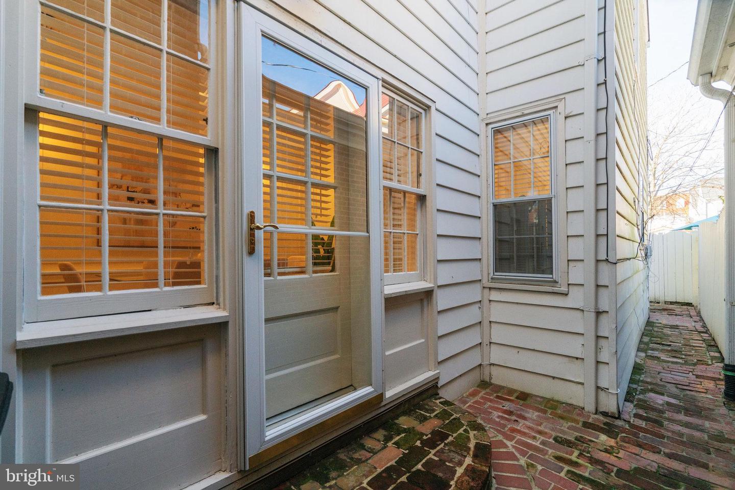 625 S SAINT ASAPH ST, ALEXANDRIA, Virginia 22314, 3 Bedrooms Bedrooms, ,2 BathroomsBathrooms,Residential,For sale,625 S SAINT ASAPH ST,VAAX2054672 MLS # VAAX2054672