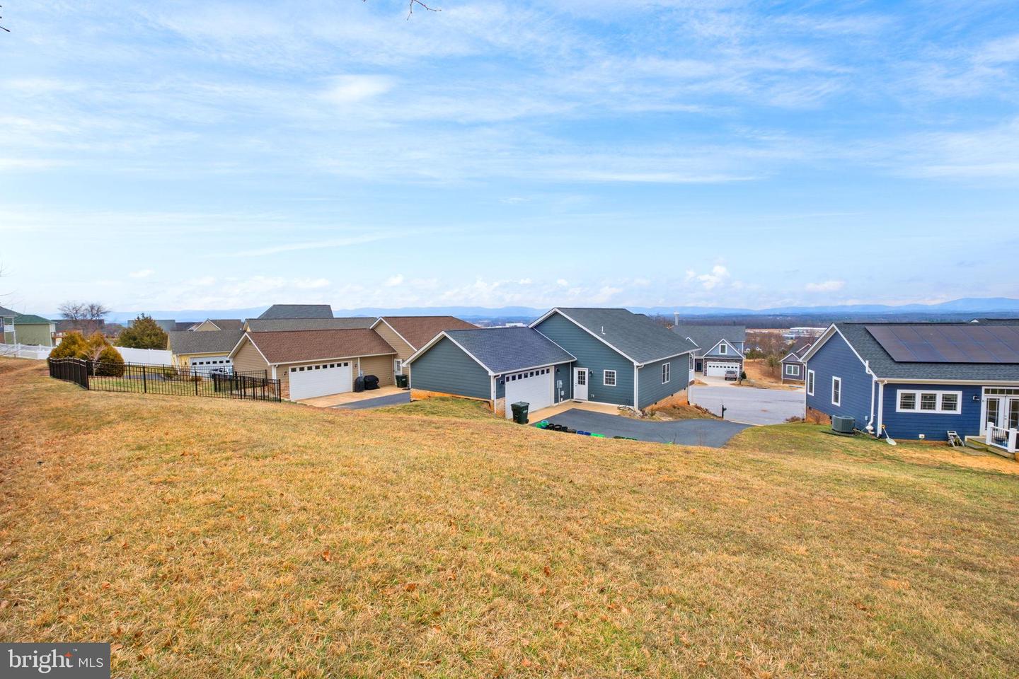 121 BEAUREGARD DR, STAUNTON, Virginia 24401, 3 Bedrooms Bedrooms, 8 Rooms Rooms,2 BathroomsBathrooms,Residential,For sale,121 BEAUREGARD DR,VASC2000814 MLS # VASC2000814