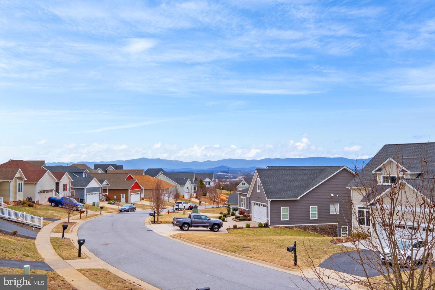 121 BEAUREGARD DR, STAUNTON, Virginia 24401, 3 Bedrooms Bedrooms, 8 Rooms Rooms,2 BathroomsBathrooms,Residential,For sale,121 BEAUREGARD DR,VASC2000814 MLS # VASC2000814