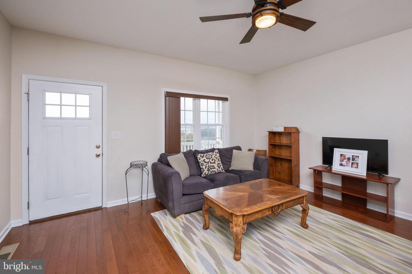 121 BEAUREGARD DR, STAUNTON, Virginia 24401, 3 Bedrooms Bedrooms, 8 Rooms Rooms,2 BathroomsBathrooms,Residential,For sale,121 BEAUREGARD DR,VASC2000814 MLS # VASC2000814