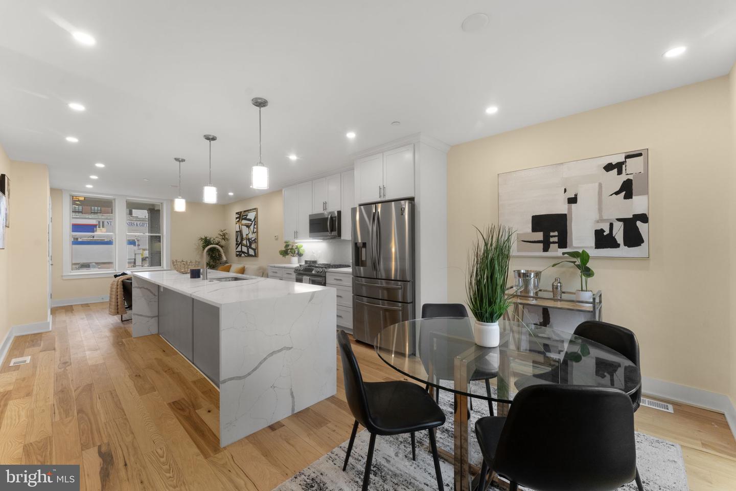 521 FLORIDA AVE NE #1, WASHINGTON, District Of Columbia 20002, 2 Bedrooms Bedrooms, ,2 BathroomsBathrooms,Residential,For sale,521 FLORIDA AVE NE #1,DCDC2248518 MLS # DCDC2248518