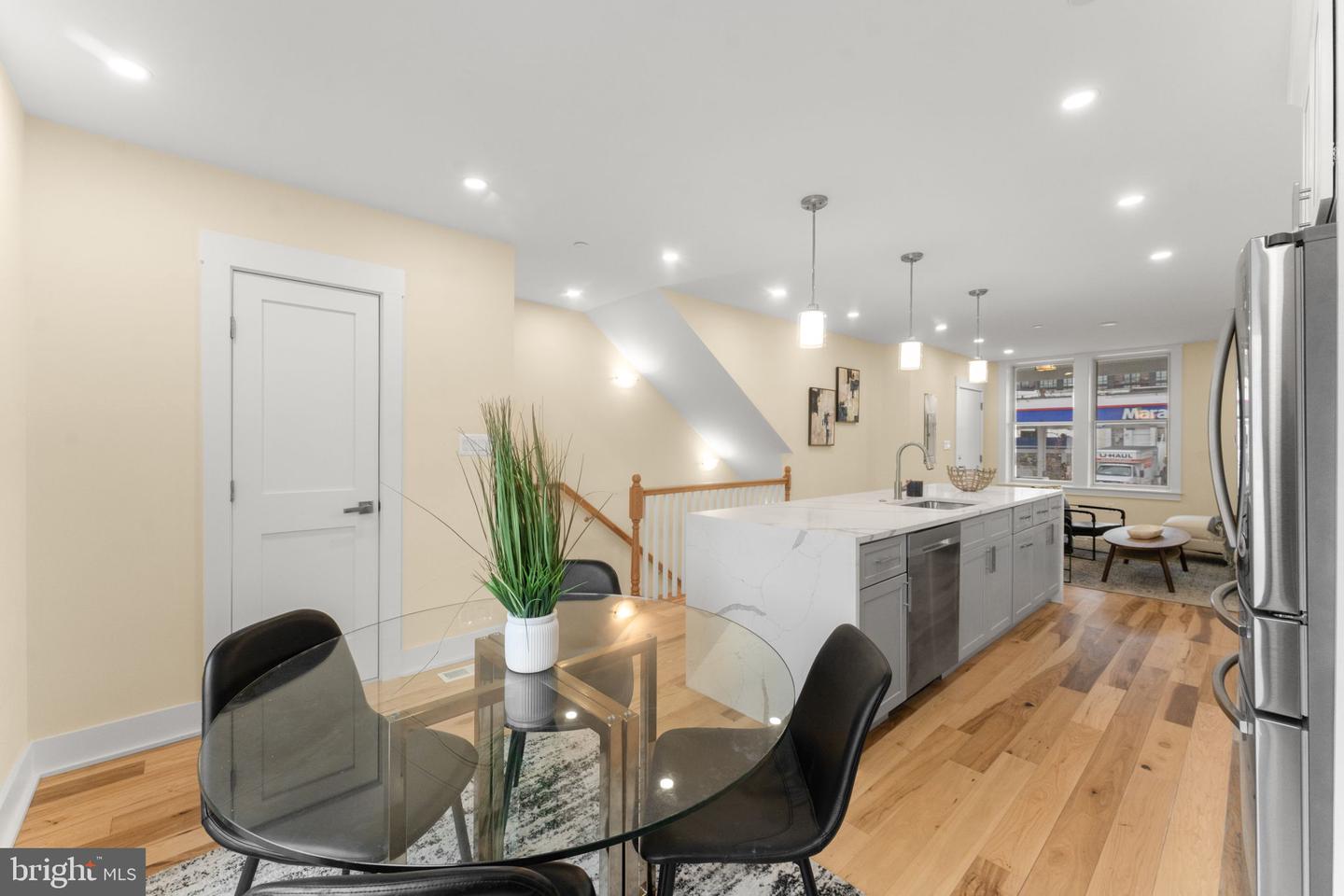 521 FLORIDA AVE NE #1, WASHINGTON, District Of Columbia 20002, 2 Bedrooms Bedrooms, ,2 BathroomsBathrooms,Residential,For sale,521 FLORIDA AVE NE #1,DCDC2248518 MLS # DCDC2248518