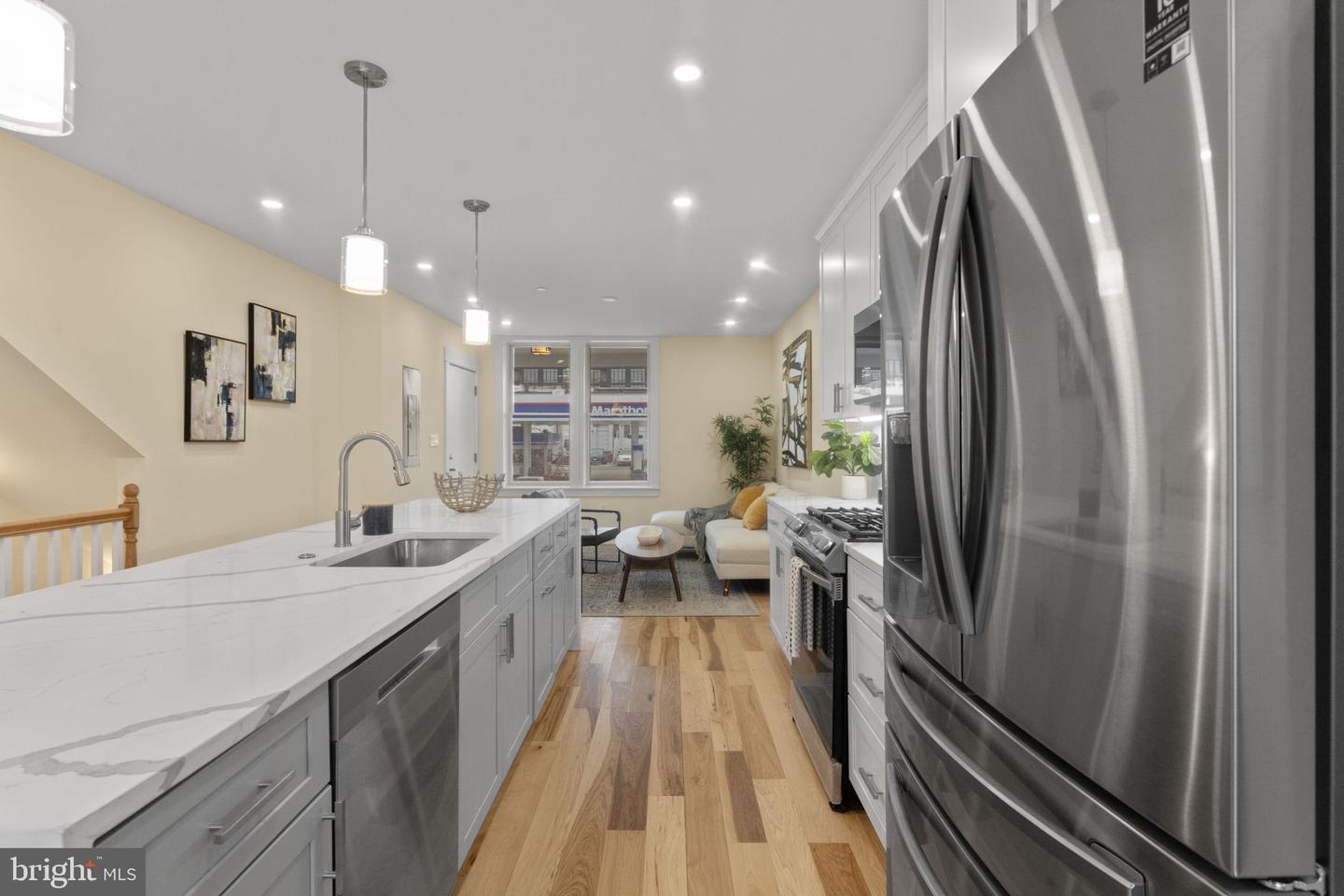 521 FLORIDA AVE NE #1, WASHINGTON, District Of Columbia 20002, 2 Bedrooms Bedrooms, ,2 BathroomsBathrooms,Residential,For sale,521 FLORIDA AVE NE #1,DCDC2248518 MLS # DCDC2248518