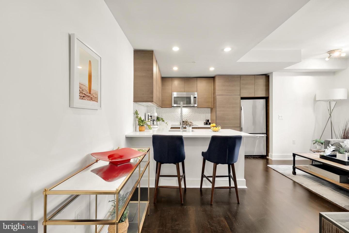 3511 13TH ST NW #404, WASHINGTON, District Of Columbia 20010, 2 Bedrooms Bedrooms, ,1 BathroomBathrooms,Residential,For sale,3511 13TH ST NW #404,DCDC2183882 MLS # DCDC2183882