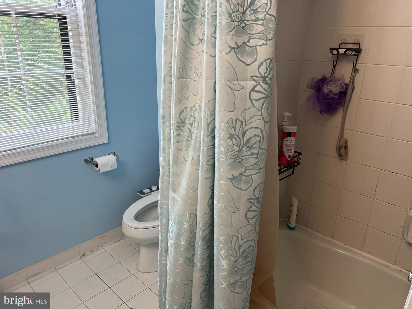 15202 WETHERBURN DR, CENTREVILLE, Virginia 20120, 7 Bedrooms Bedrooms, 2 Rooms Rooms,5 BathroomsBathrooms,Residential,For sale,15202 WETHERBURN DR,VAFX2240300 MLS # VAFX2240300