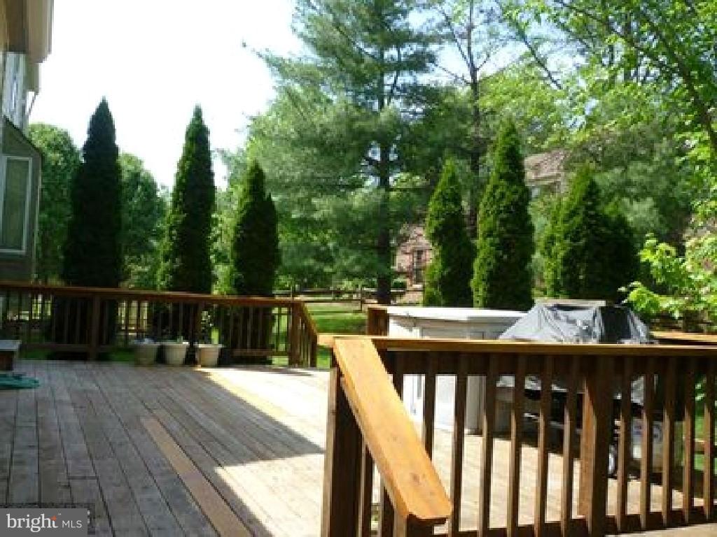 15202 WETHERBURN DR, CENTREVILLE, Virginia 20120, 7 Bedrooms Bedrooms, 2 Rooms Rooms,5 BathroomsBathrooms,Residential,For sale,15202 WETHERBURN DR,VAFX2240300 MLS # VAFX2240300