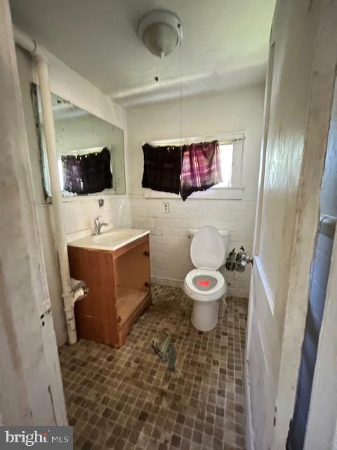 2222 OTIS ST NE, WASHINGTON, District Of Columbia 20018, 3 Bedrooms Bedrooms, ,1 BathroomBathrooms,Residential,For sale,2222 OTIS ST NE,DCDC2217552 MLS # DCDC2217552