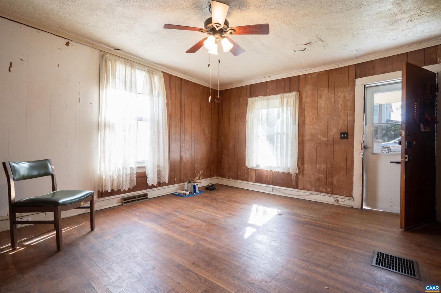 1101 FOREST ST, CHARLOTTESVILLE, Virginia 22903, 3 Bedrooms Bedrooms, ,1 BathroomBathrooms,Residential,For sale,1101 FOREST ST,668482 MLS # 668482