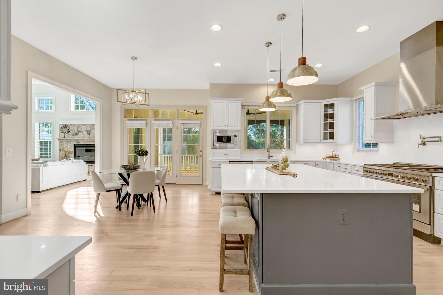 1318 KURTZ RD, MCLEAN, Virginia 22101, 6 Bedrooms Bedrooms, ,5 BathroomsBathrooms,Residential,For sale,1318 KURTZ RD,VAFX2274188 MLS # VAFX2274188