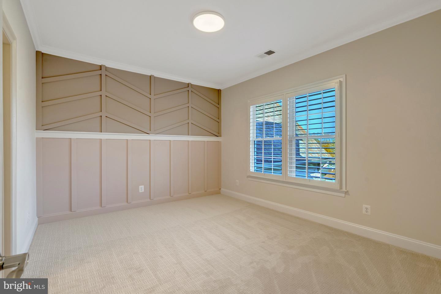 1318 KURTZ RD, MCLEAN, Virginia 22101, 6 Bedrooms Bedrooms, ,5 BathroomsBathrooms,Residential,For sale,1318 KURTZ RD,VAFX2274188 MLS # VAFX2274188