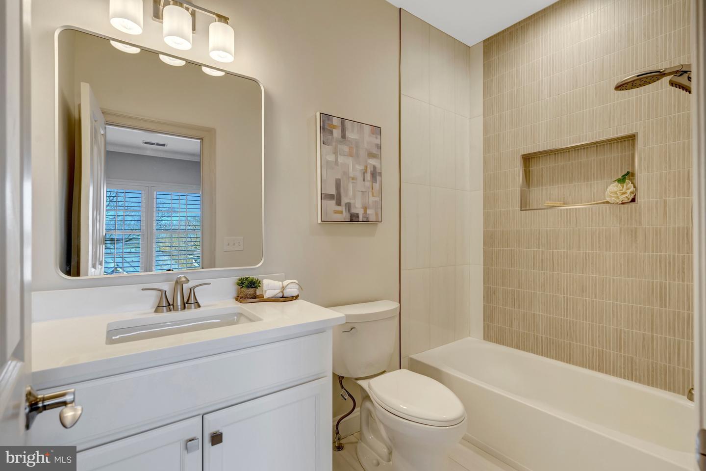 1318 KURTZ RD, MCLEAN, Virginia 22101, 6 Bedrooms Bedrooms, ,5 BathroomsBathrooms,Residential,For sale,1318 KURTZ RD,VAFX2274188 MLS # VAFX2274188