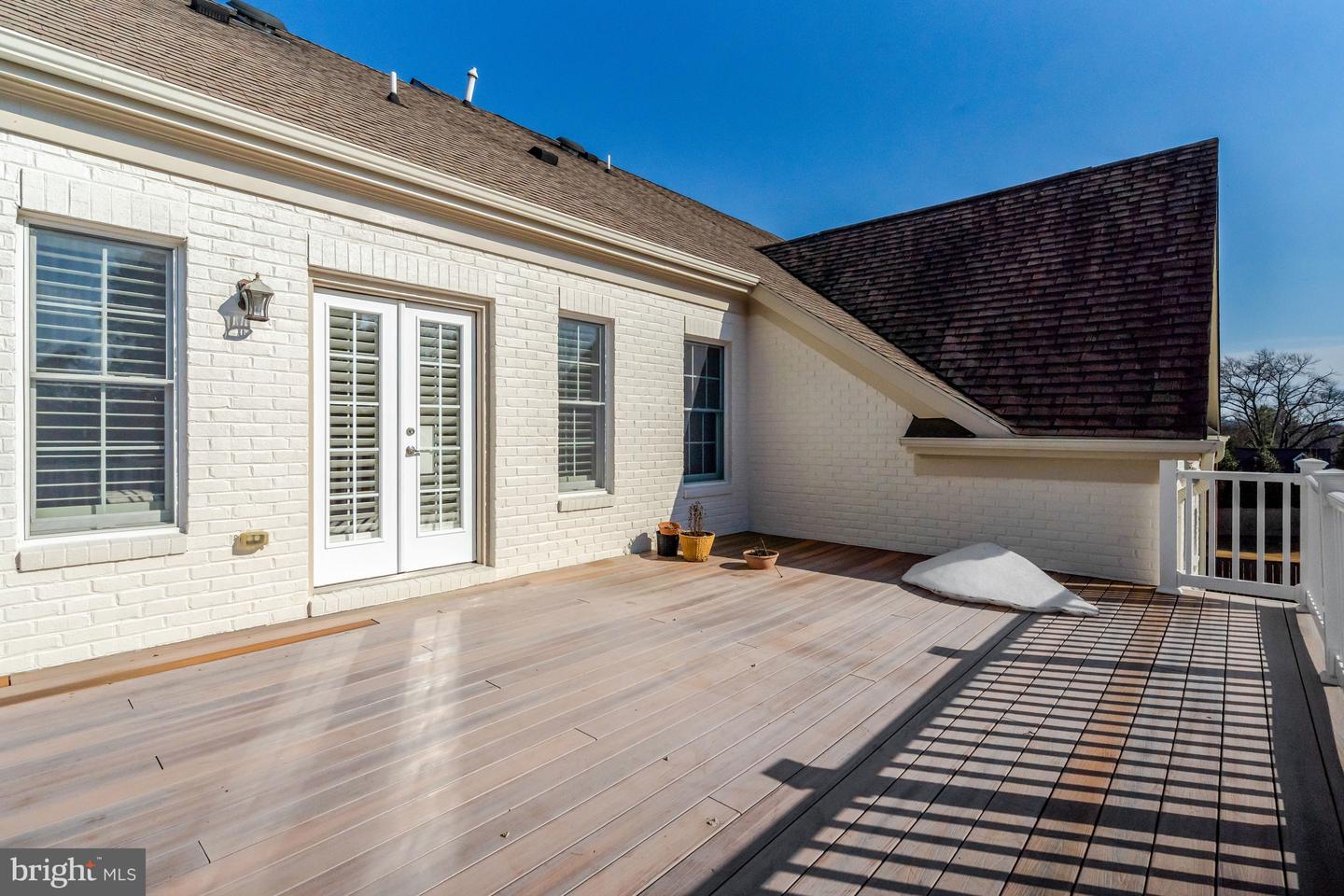 1318 KURTZ RD, MCLEAN, Virginia 22101, 6 Bedrooms Bedrooms, ,5 BathroomsBathrooms,Residential,For sale,1318 KURTZ RD,VAFX2274188 MLS # VAFX2274188