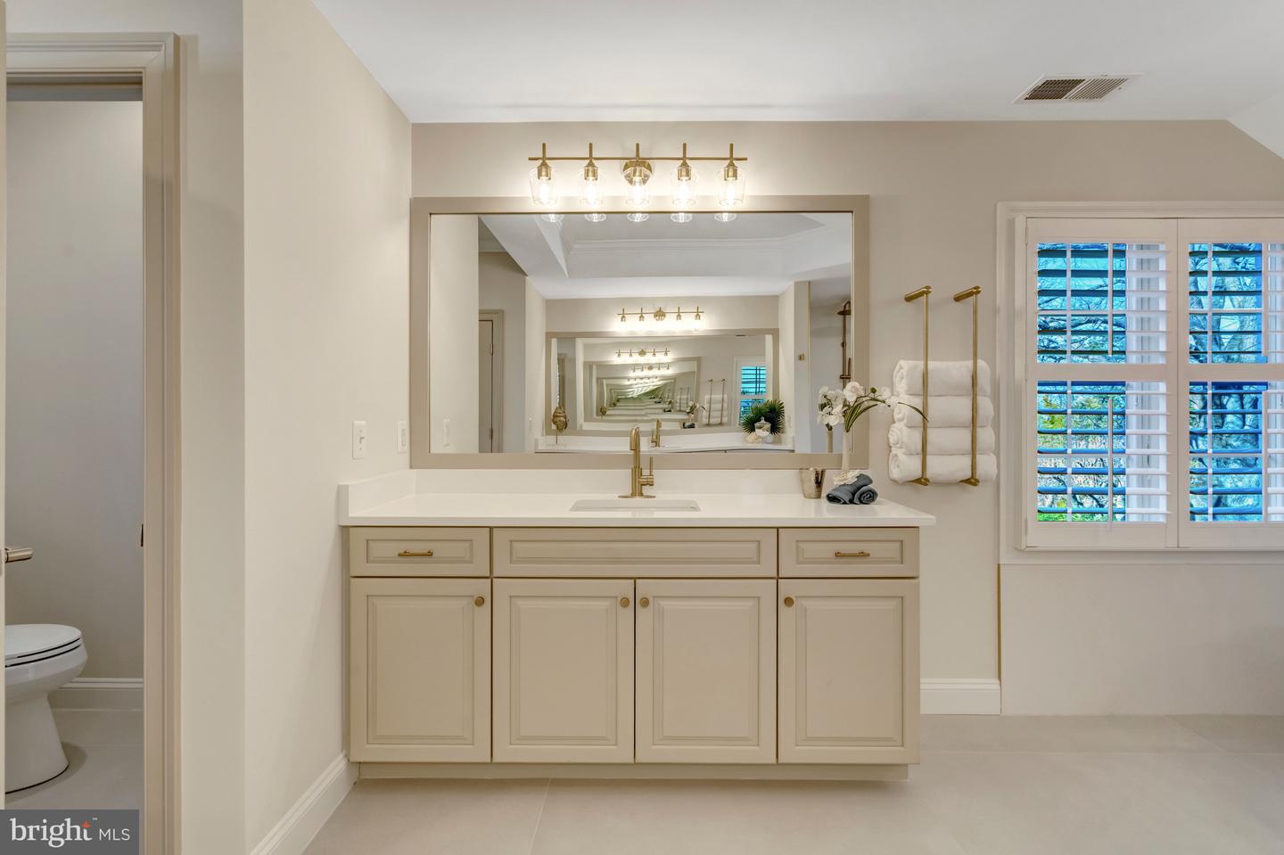 1318 KURTZ RD, MCLEAN, Virginia 22101, 6 Bedrooms Bedrooms, ,5 BathroomsBathrooms,Residential,For sale,1318 KURTZ RD,VAFX2274188 MLS # VAFX2274188