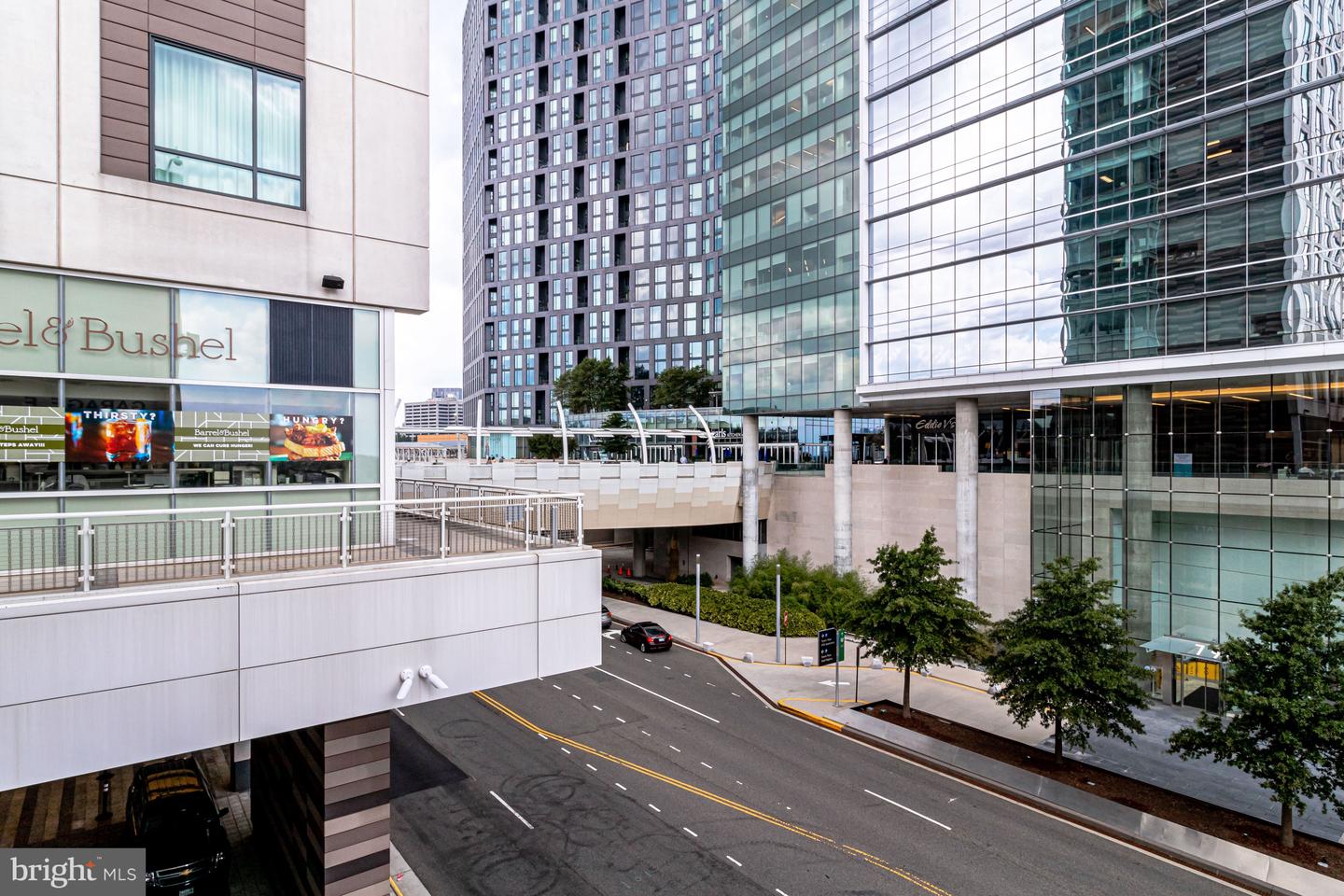 1318 KURTZ RD, MCLEAN, Virginia 22101, 6 Bedrooms Bedrooms, ,5 BathroomsBathrooms,Residential,For sale,1318 KURTZ RD,VAFX2274188 MLS # VAFX2274188