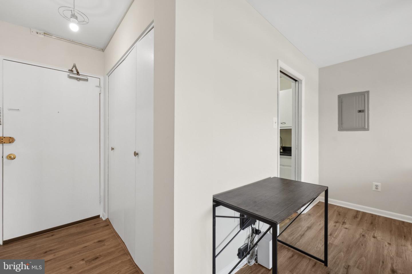 1830 COLUMBIA PIKE #409, ARLINGTON, Virginia 22204, ,1 BathroomBathrooms,Residential,For sale,1830 COLUMBIA PIKE #409,VAAR2066794 MLS # VAAR2066794