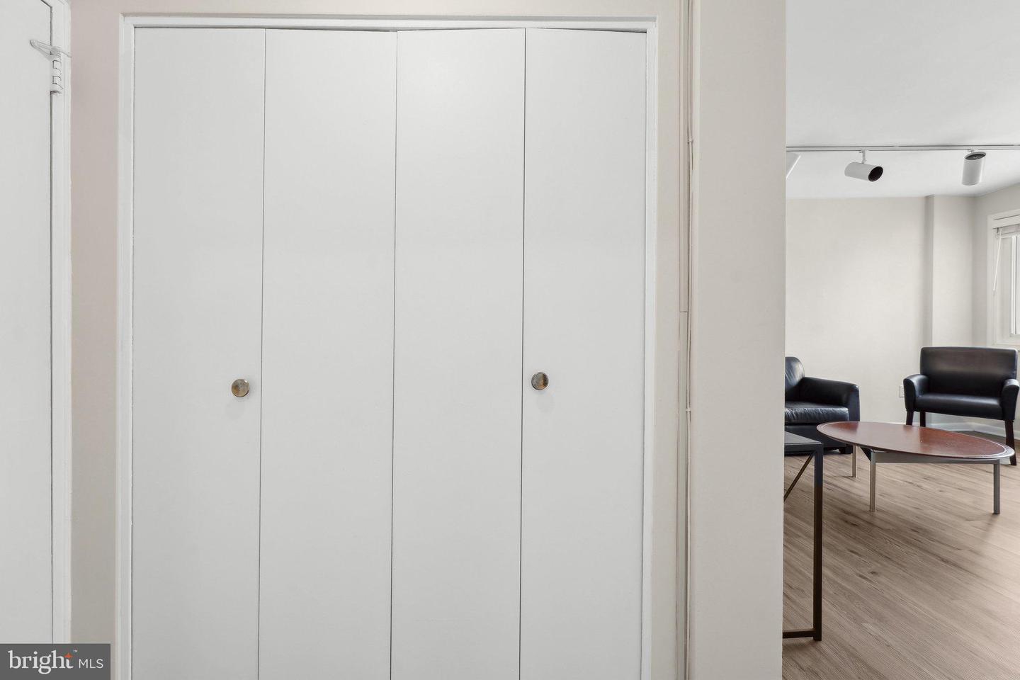 1830 COLUMBIA PIKE #409, ARLINGTON, Virginia 22204, ,1 BathroomBathrooms,Residential,For sale,1830 COLUMBIA PIKE #409,VAAR2066794 MLS # VAAR2066794