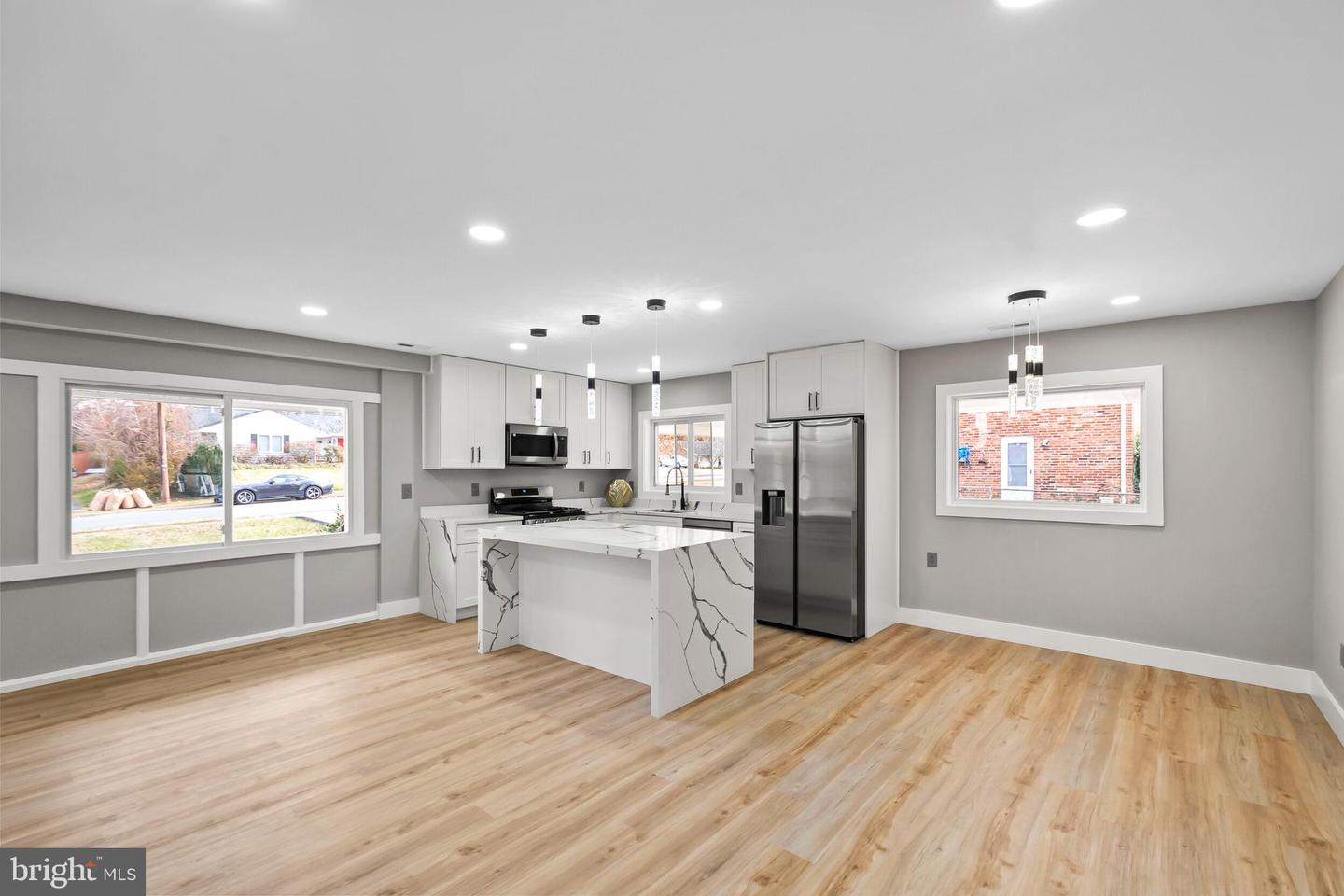 5401 FERNDALE ST, SPRINGFIELD, Virginia 22151, 4 Bedrooms Bedrooms, ,2 BathroomsBathrooms,Residential,For sale,5401 FERNDALE ST,VAFX2282776 MLS # VAFX2282776