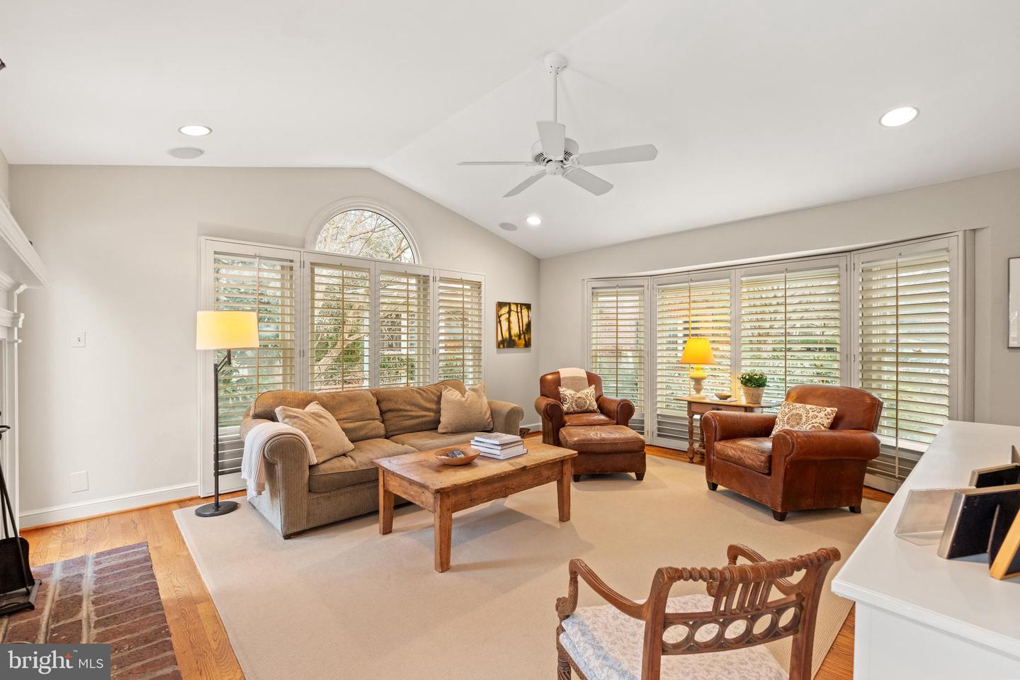 5085 LOWELL ST NW, WASHINGTON, District Of Columbia 20016, 6 Bedrooms Bedrooms, ,4 BathroomsBathrooms,Residential,For sale,5085 LOWELL ST NW,DCDC2235450 MLS # DCDC2235450 5085 LOWELL ST NW, WASHINGTON, District Of Columbia 20016, 6 Bedrooms Bedrooms, ,4 BathroomsBathrooms,Residential,For sale,5085 LOWELL ST NW,DCDC2235450 MLS # DCDC2235450