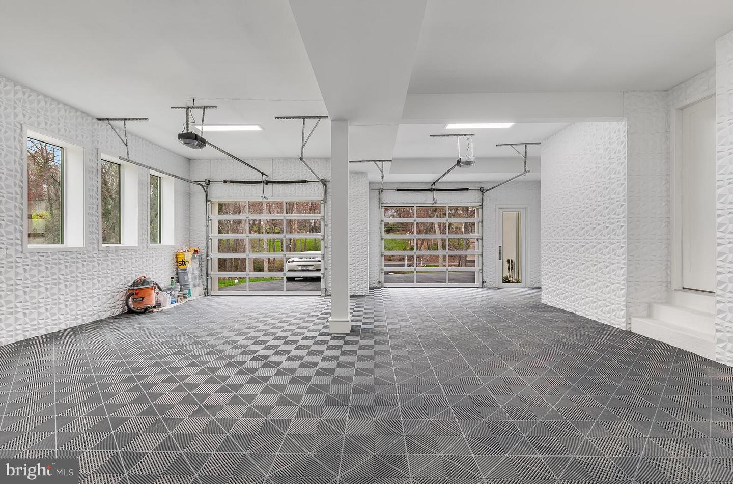 8757 BROOK ROAD, MCLEAN, Virginia 22102, 6 Bedrooms Bedrooms, ,6 BathroomsBathrooms,Residential,For sale,8757 BROOK ROAD,VAFX2283626 MLS # VAFX2283626 8757 BROOK ROAD, MCLEAN, Virginia 22102, 6 Bedrooms Bedrooms, ,6 BathroomsBathrooms,Residential,For sale,8757 BROOK ROAD,VAFX2283626 MLS # VAFX2283626