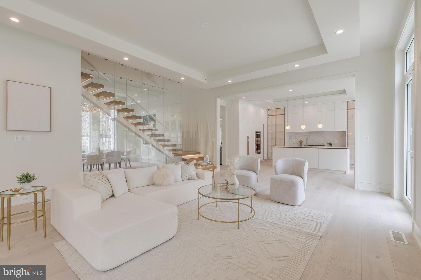 8757 BROOK ROAD, MCLEAN, Virginia 22102, 6 Bedrooms Bedrooms, ,6 BathroomsBathrooms,Residential,For sale,8757 BROOK ROAD,VAFX2283626 MLS # VAFX2283626 8757 BROOK ROAD, MCLEAN, Virginia 22102, 6 Bedrooms Bedrooms, ,6 BathroomsBathrooms,Residential,For sale,8757 BROOK ROAD,VAFX2283626 MLS # VAFX2283626