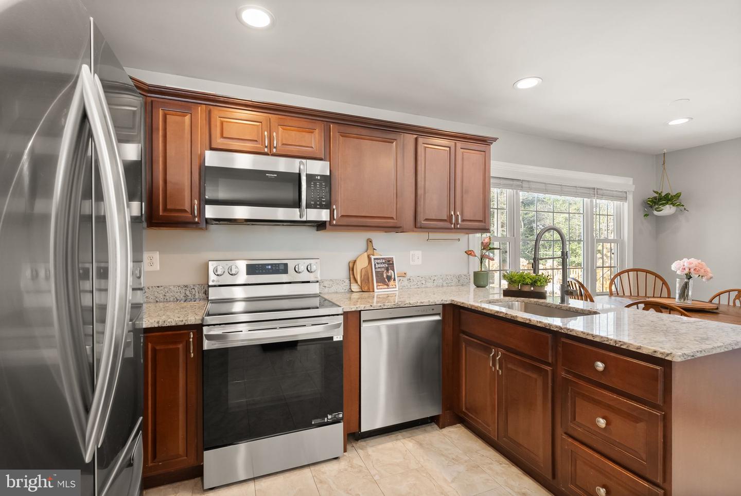 3130 FLINTLOCK RD, FAIRFAX, Virginia 22030, 4 Bedrooms Bedrooms, ,3 BathroomsBathrooms,Residential,For sale,3130 FLINTLOCK RD,VAFC2007596 MLS # VAFC2007596 3130 FLINTLOCK RD, FAIRFAX, Virginia 22030, 4 Bedrooms Bedrooms, ,3 BathroomsBathrooms,Residential,For sale,3130 FLINTLOCK RD,VAFC2007596 MLS # VAFC2007596