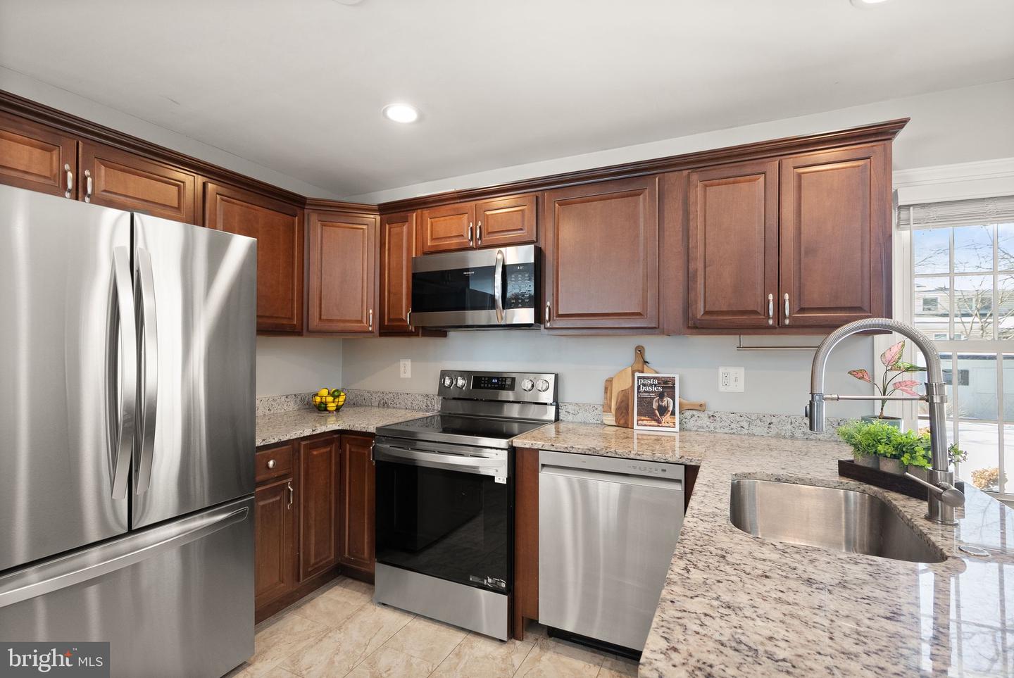 3130 FLINTLOCK RD, FAIRFAX, Virginia 22030, 4 Bedrooms Bedrooms, ,3 BathroomsBathrooms,Residential,For sale,3130 FLINTLOCK RD,VAFC2007596 MLS # VAFC2007596 3130 FLINTLOCK RD, FAIRFAX, Virginia 22030, 4 Bedrooms Bedrooms, ,3 BathroomsBathrooms,Residential,For sale,3130 FLINTLOCK RD,VAFC2007596 MLS # VAFC2007596