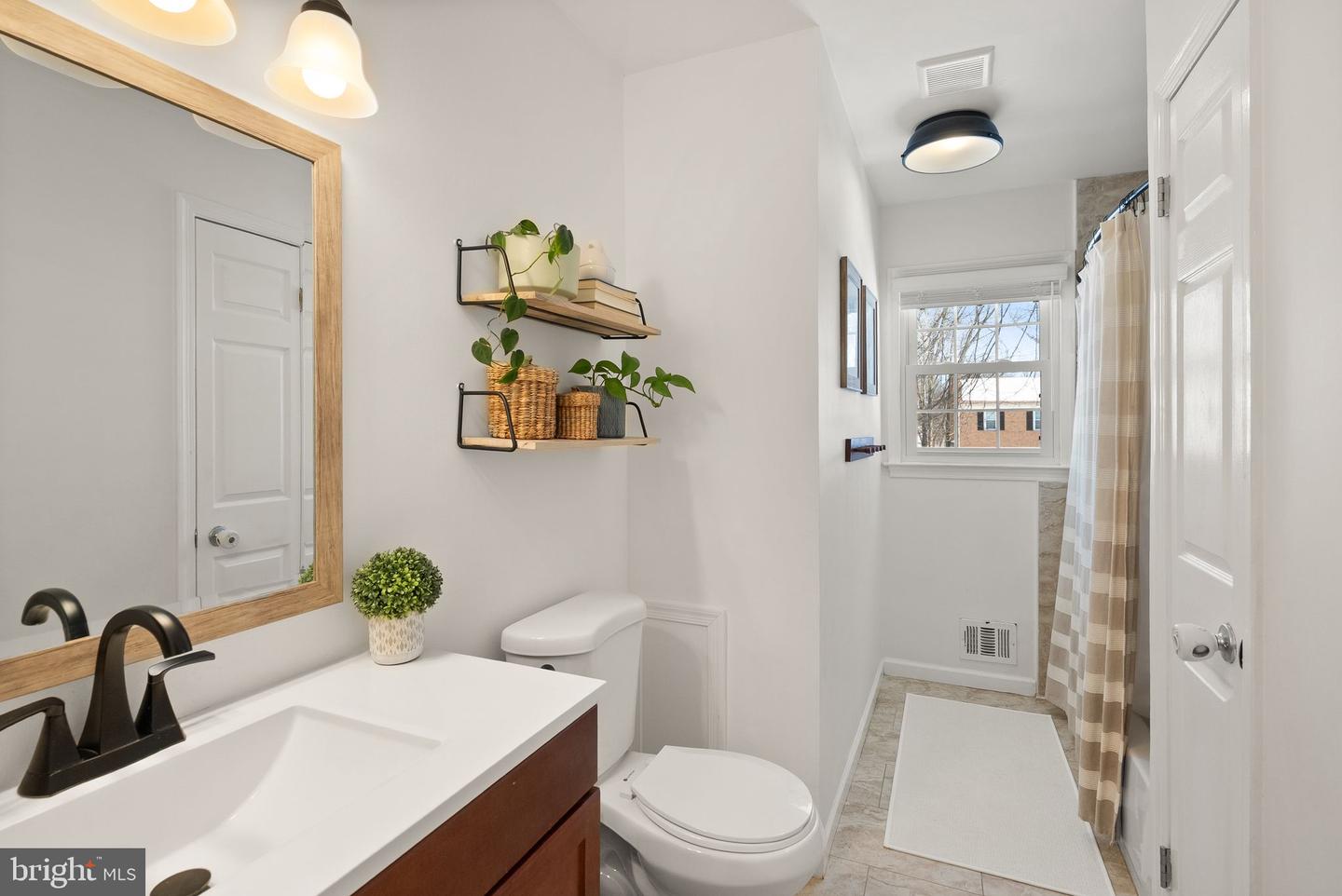 3130 FLINTLOCK RD, FAIRFAX, Virginia 22030, 4 Bedrooms Bedrooms, ,3 BathroomsBathrooms,Residential,For sale,3130 FLINTLOCK RD,VAFC2007596 MLS # VAFC2007596 3130 FLINTLOCK RD, FAIRFAX, Virginia 22030, 4 Bedrooms Bedrooms, ,3 BathroomsBathrooms,Residential,For sale,3130 FLINTLOCK RD,VAFC2007596 MLS # VAFC2007596