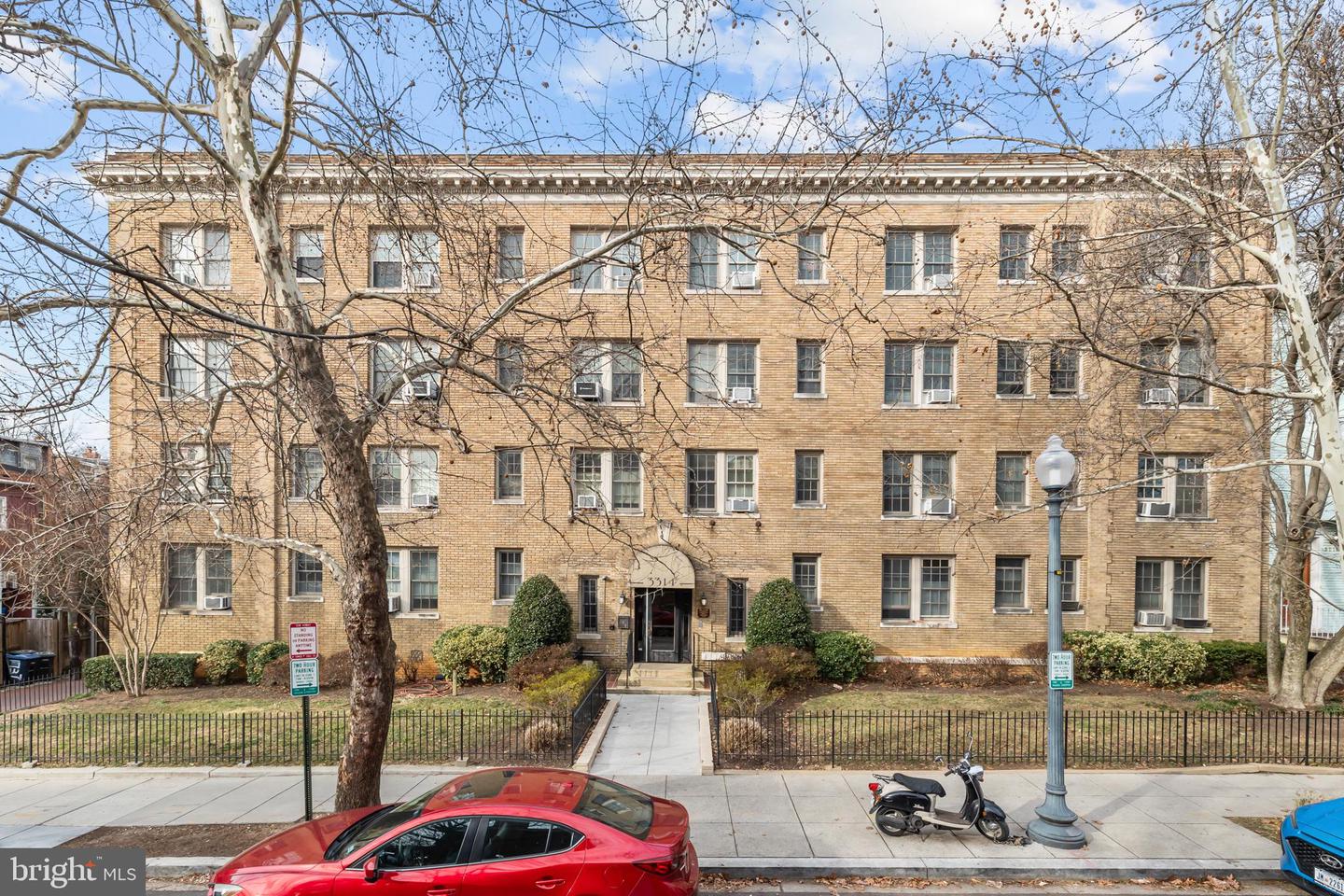 3314 MOUNT PLEASANT ST NW #35, WASHINGTON, District Of Columbia 20010, 1 Bedroom Bedrooms, ,1 BathroomBathrooms,Residential,For sale,3314 MOUNT PLEASANT ST NW #35,DCDC2239418 MLS # DCDC2239418