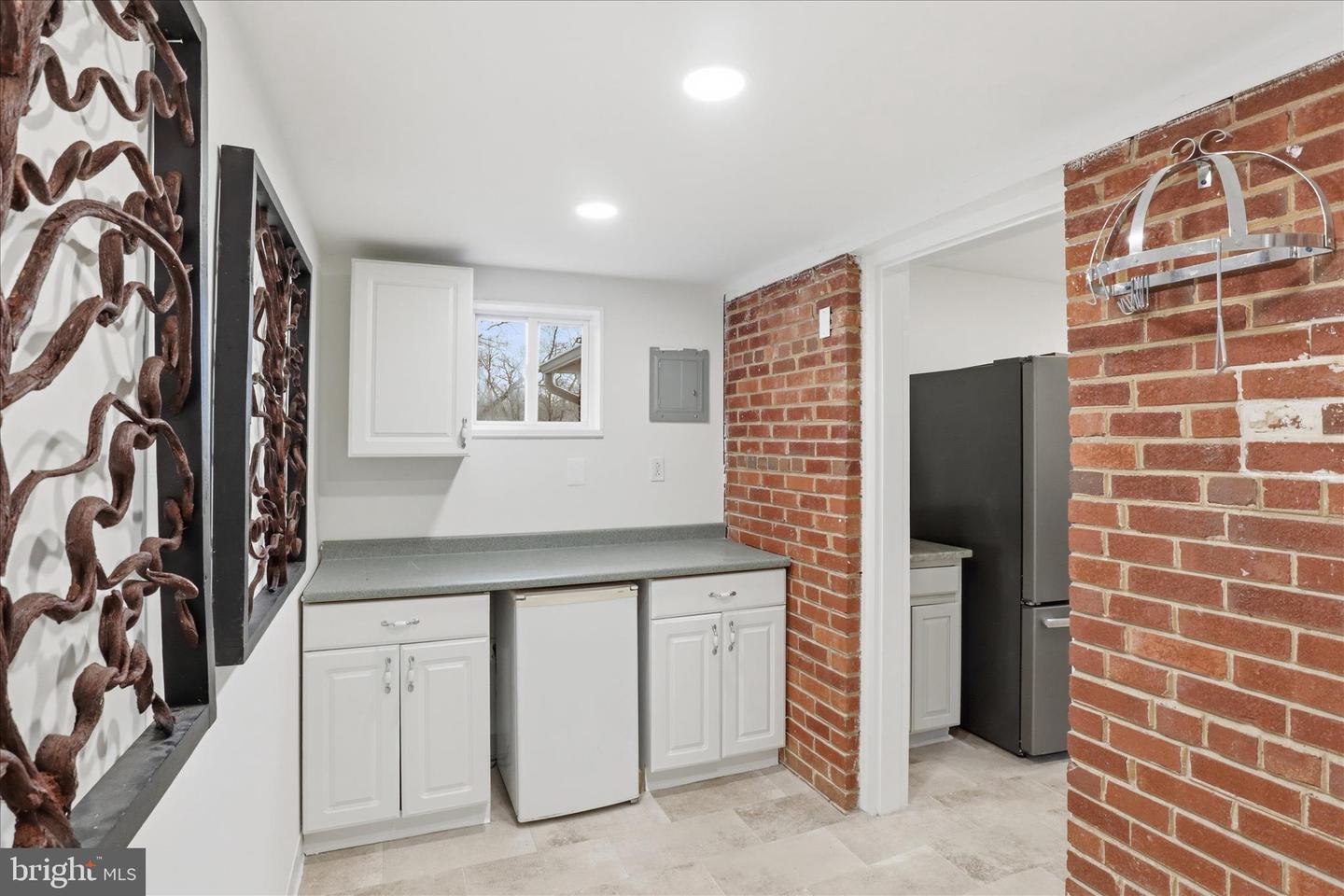 5124 CHOWAN AVE, ALEXANDRIA, Virginia 22312, 4 Bedrooms Bedrooms, ,3 BathroomsBathrooms,Residential,For sale,5124 CHOWAN AVE,VAFX2285358 MLS # VAFX2285358
