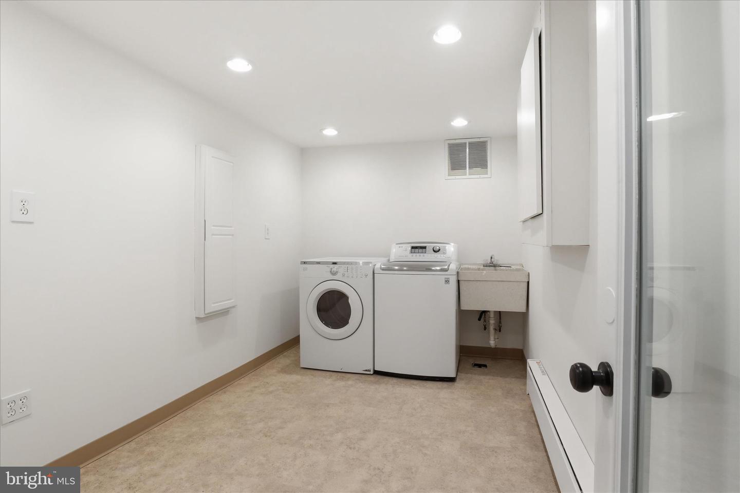 5124 CHOWAN AVE, ALEXANDRIA, Virginia 22312, 4 Bedrooms Bedrooms, ,3 BathroomsBathrooms,Residential,For sale,5124 CHOWAN AVE,VAFX2285358 MLS # VAFX2285358