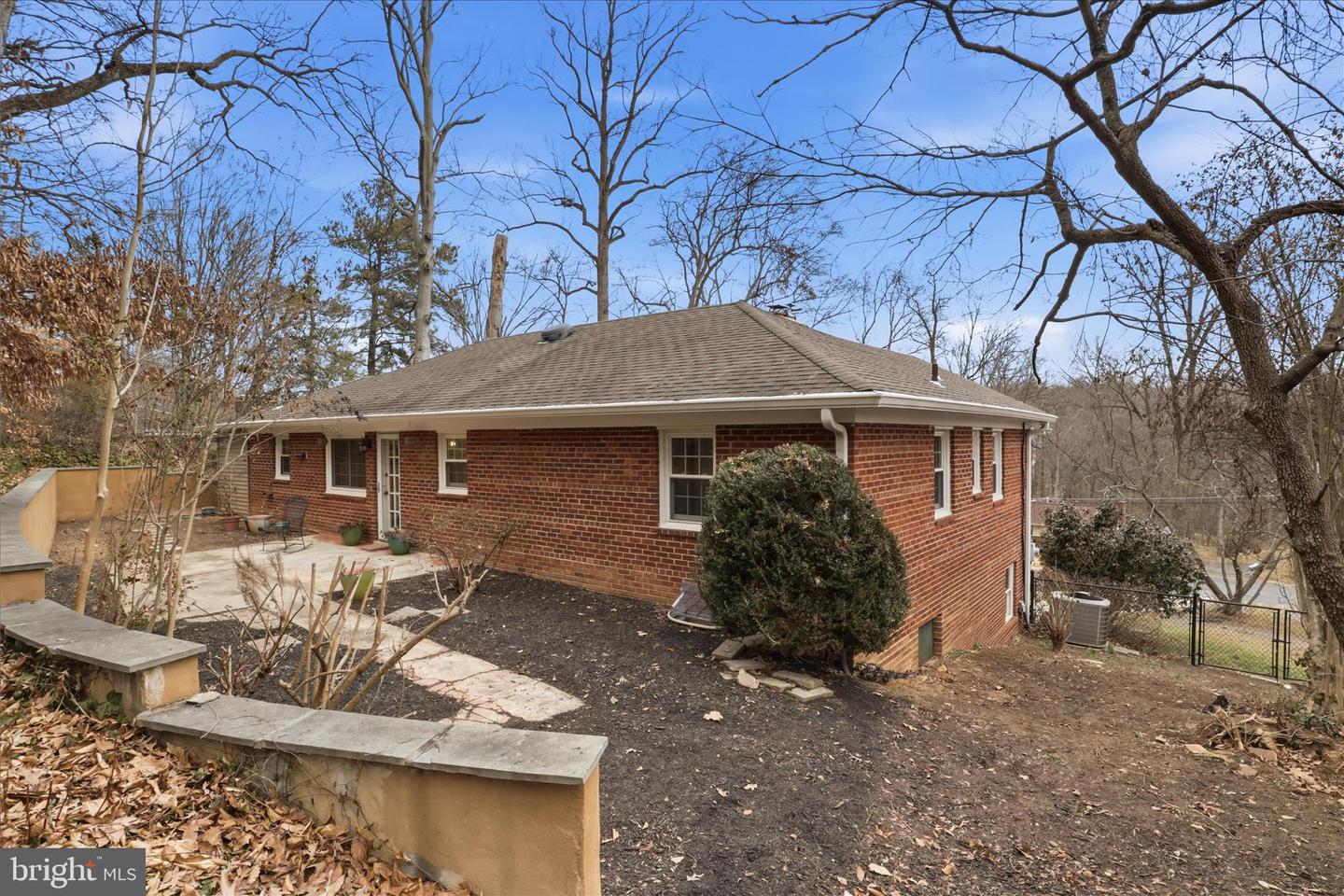 5124 CHOWAN AVE, ALEXANDRIA, Virginia 22312, 4 Bedrooms Bedrooms, ,3 BathroomsBathrooms,Residential,For sale,5124 CHOWAN AVE,VAFX2285358 MLS # VAFX2285358