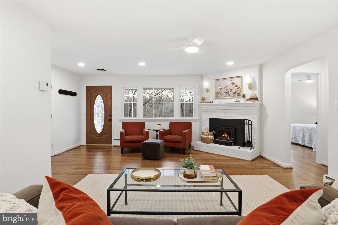 5124 CHOWAN AVE, ALEXANDRIA, Virginia 22312, 4 Bedrooms Bedrooms, ,3 BathroomsBathrooms,Residential,For sale,5124 CHOWAN AVE,VAFX2285358 MLS # VAFX2285358